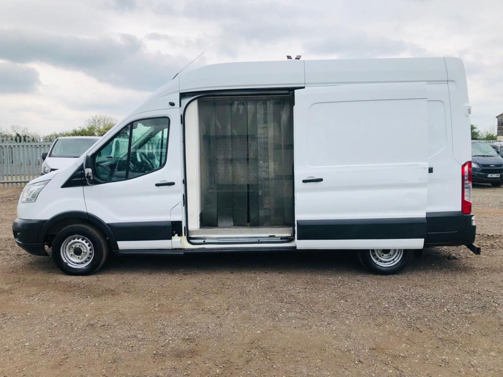 ** ON SALE ** Ford Transit 2.2 TDCI 125 L3 H3 2016 '16 Reg' A/C - Long Wheel Base - Parking Sensors - Image 6 of 24