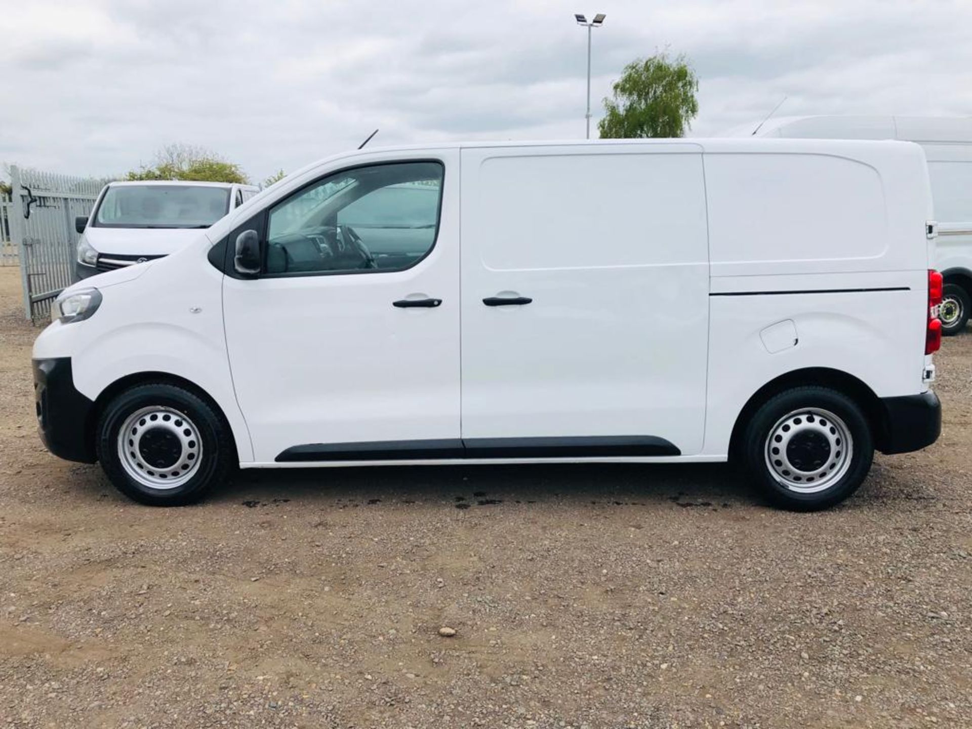 ** ON SALE **Peugeot Expert 1.6 BLUEHDI 95 S 1000 2018 '18 Reg' Euro 6 - ULEZ Compliant - Image 5 of 22