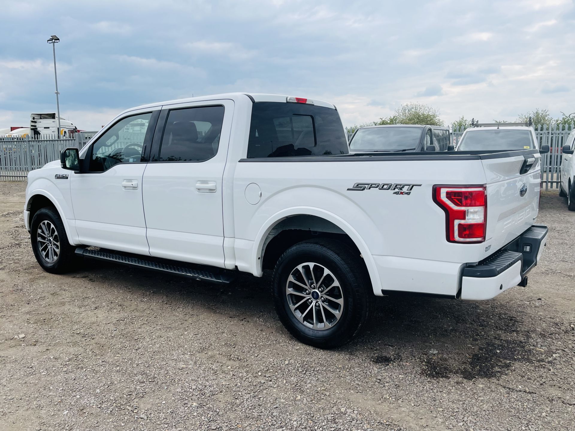 Ford F-150 XLT Sport 2.7L V6 EcoBoost 4WD ' 2018 Year ' Sat Nav - A/C - ULEZ Compliant - LHD - Image 9 of 38