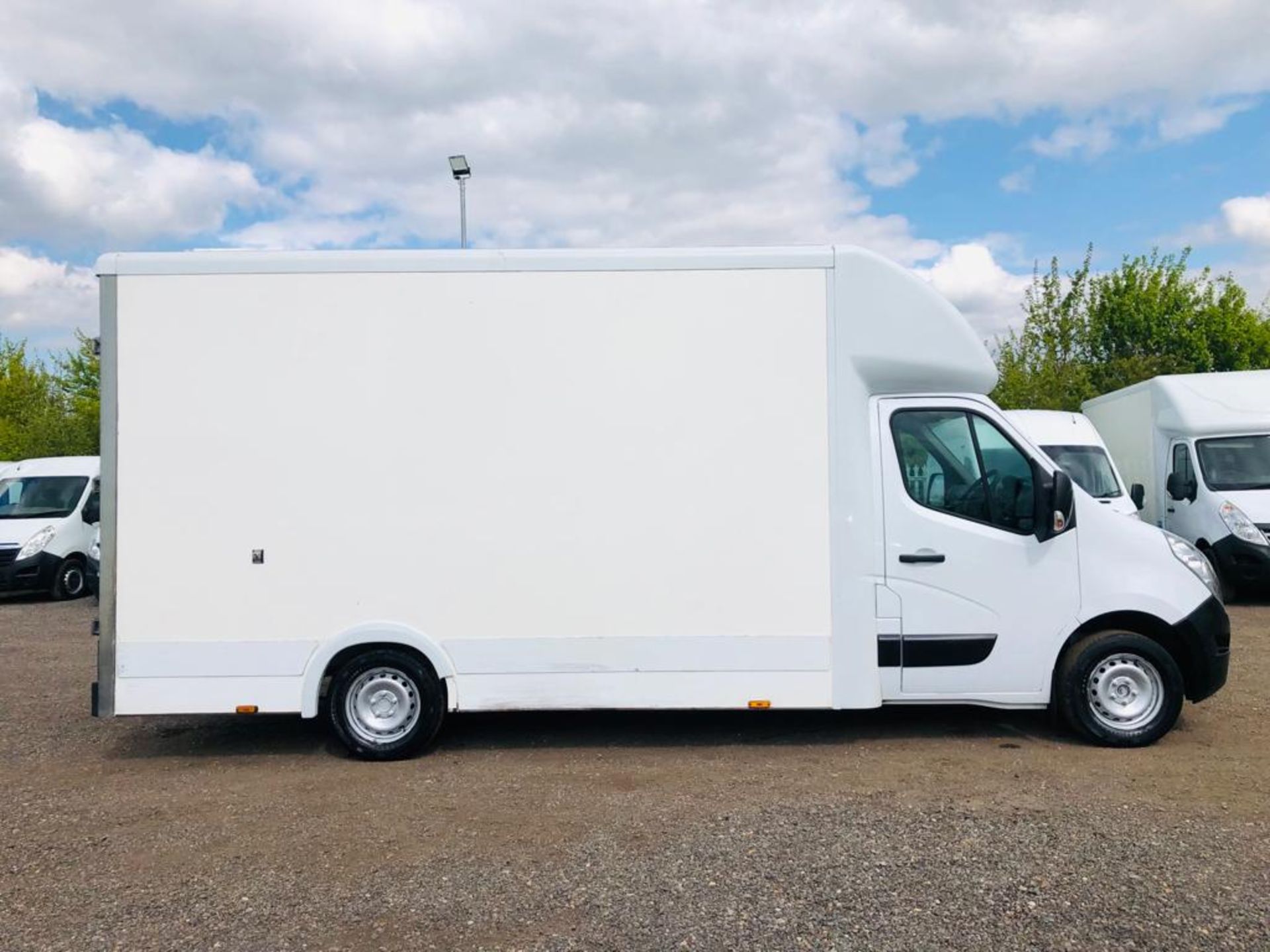 Renault Master LL35 2.3 DCI Business Energy L3 Luton Lowloader 2018 '68 Reg' Euro 6 - ULEZ Compliant - Image 10 of 22