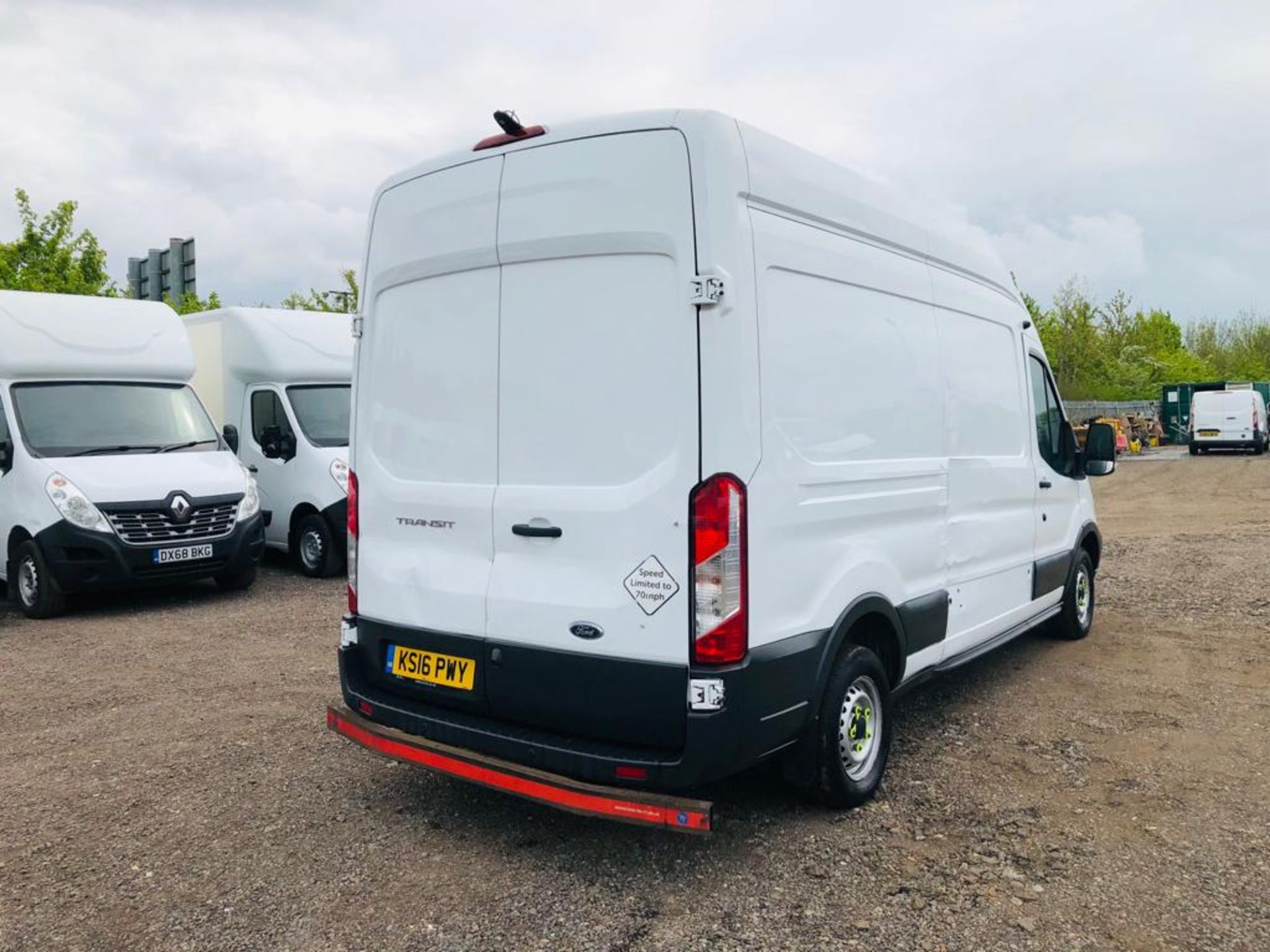 ** ON SALE ** Ford Transit 2.2 TDCI 125 L3 H3 2016 '16 Reg' A/C - Long Wheel Base - Parking Sensors - Image 11 of 23