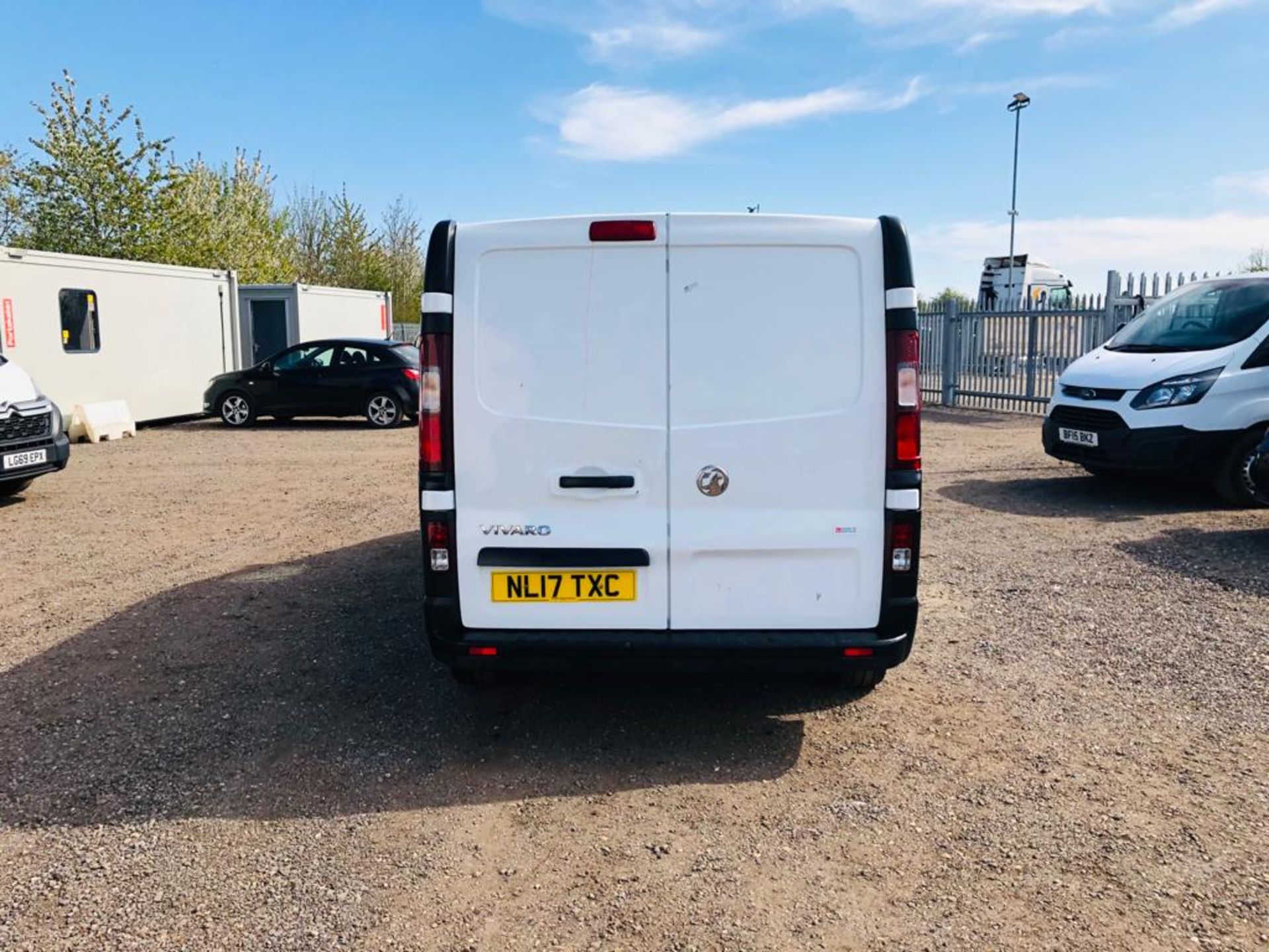 Vauxhall Vivaro 1.6 CDTI 2700 BlueInjection L1 H1 2017 '17 Reg' Euro 6 - ULEZ Compliant - Image 9 of 21