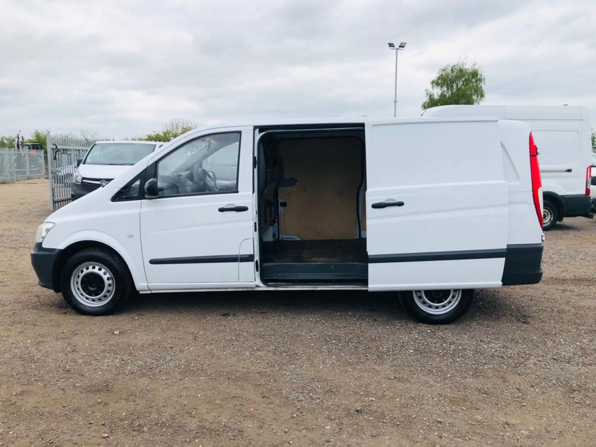 Mercedes Benz 2.1 113 CDI LWB 2015 '15 Reg' A/C - Panel Van - Image 10 of 24