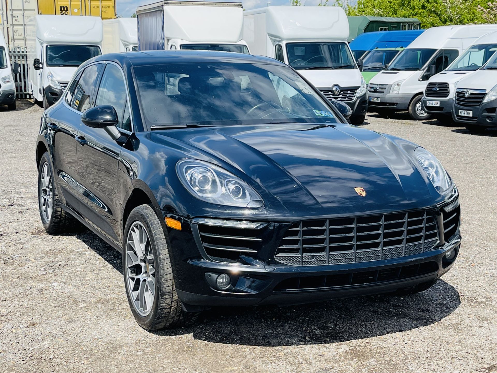 ** ON SALE ** Porsche Macan S 3.0L V6 AWD ' 2015 Year ' Sat Nav - Panoramic Roof - ULEZ Compliant - Image 2 of 44