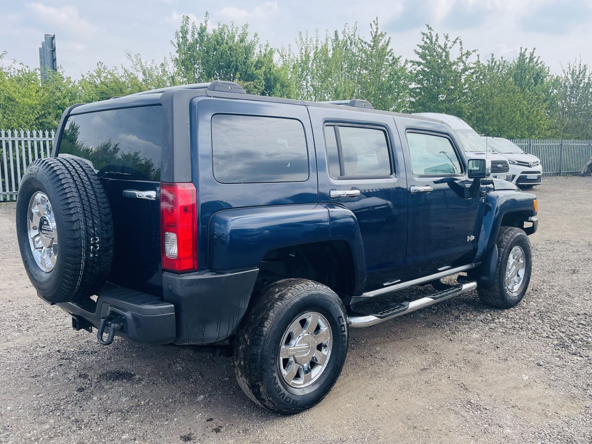 HUMMER H3 3.7L I5 DOHC ' 2007 Year' 4WD ** RARE ** ULEZ Compliant - A/C - LHD - NO VAT - Image 11 of 28