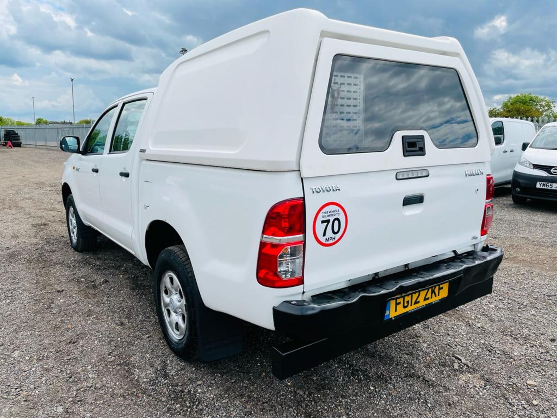 Toyota Hilux HL2 2.5 D-4D 4WD Double cab 2012 ' 12 Reg' - A/C - Elec pack - Image 5 of 24