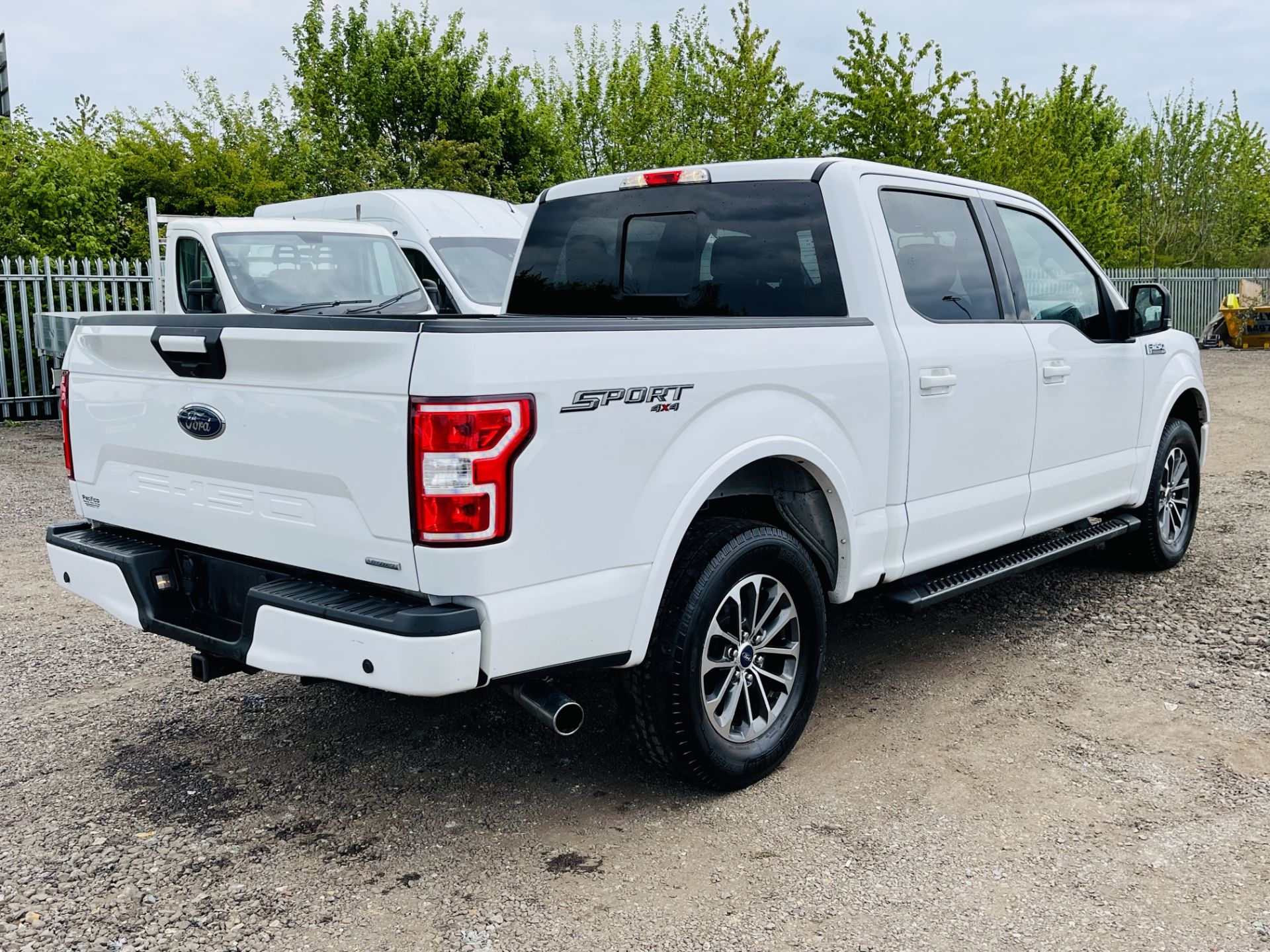 Ford F-150 XLT Sport 2.7L V6 EcoBoost 4WD ' 2018 Year ' Sat Nav - A/C - ULEZ Compliant - LHD - Image 22 of 38