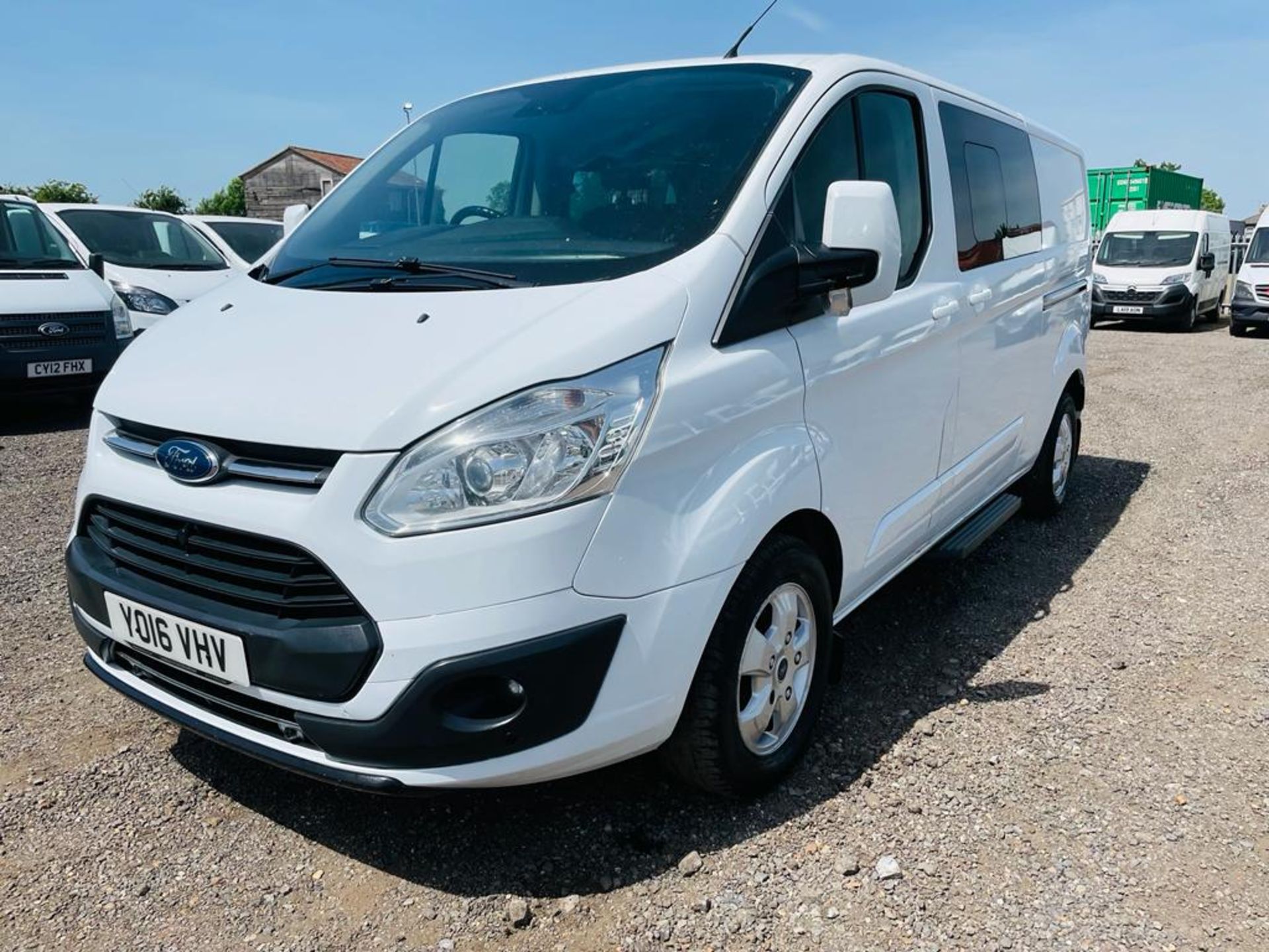 **ON SALE** Ford Transit 2.0 TDCI 290 Limited 130 L2 H1 Crew Van 2016 '16 Reg' A/C - Bluetooth Pack - Image 3 of 27