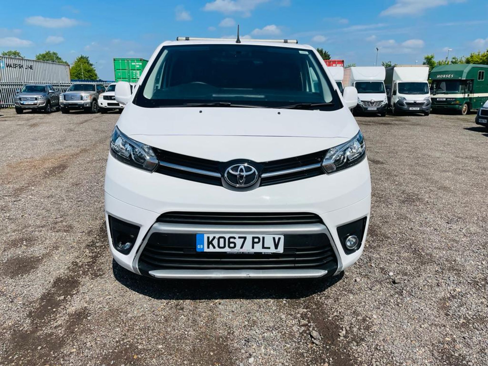 ** ON SALE ** Toyota ProAce 2.0 D 120 Comfort LWB 2018 '67 Reg' A/C - Euro 6 - ULEZ Compliant - Image 2 of 23