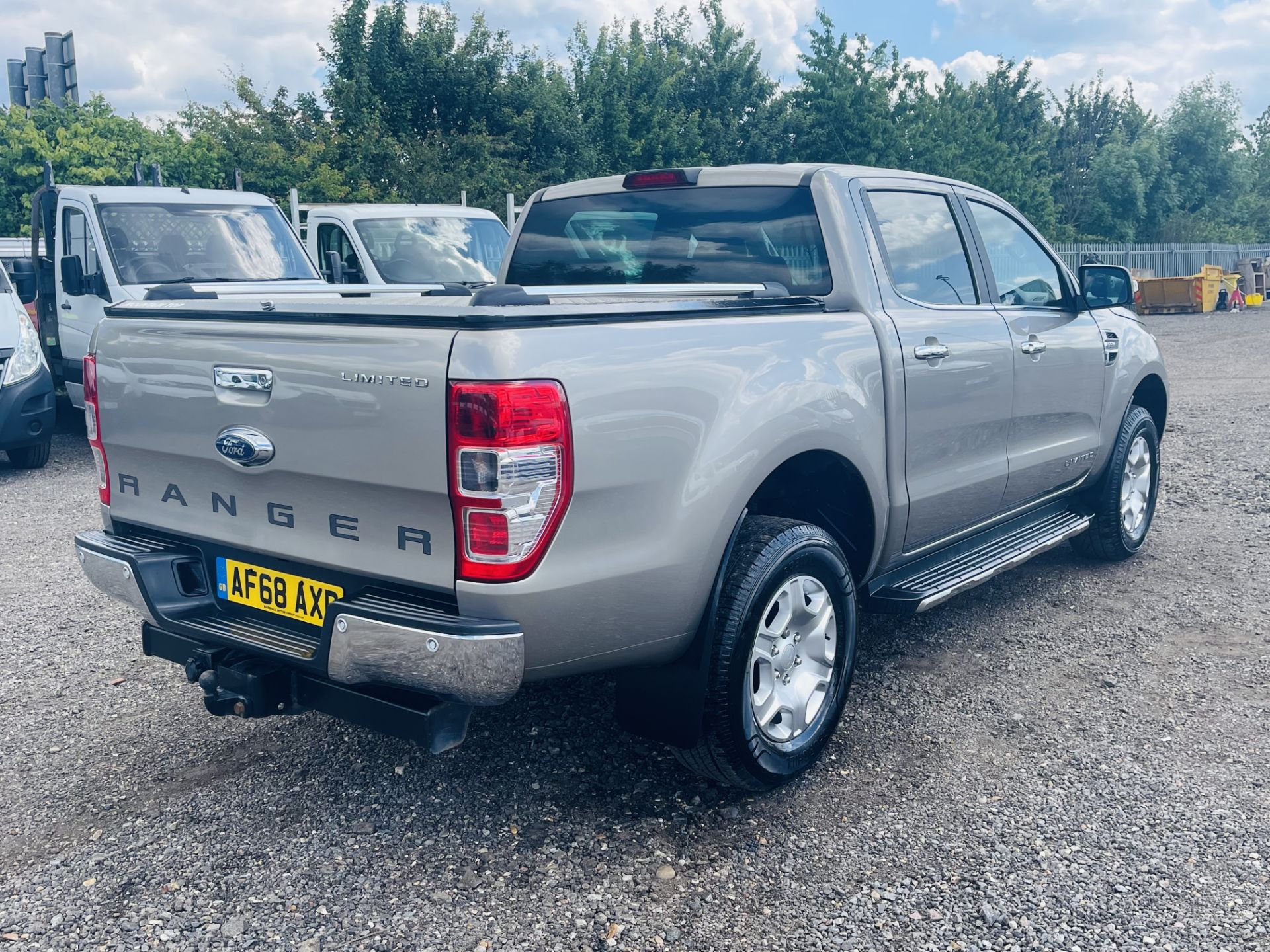 ** ON SALE ** Ford Ranger 3.2 TDCI Limited 2018 '68 Reg' Auto 4WD - Sat Nav - A/C - Euro 6 - Image 12 of 35