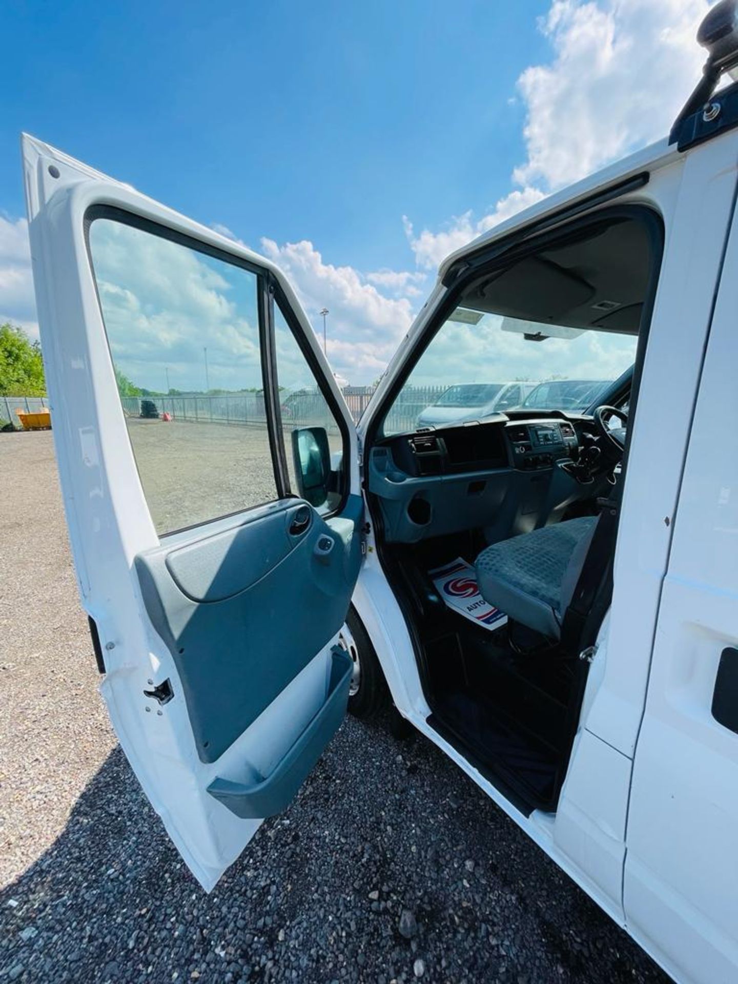 ** ON SALE ** Ford Transit 2.2 TDCI L1 H1 2012 ‘12 Reg’ Short wheel base - Panel Van - Image 22 of 24