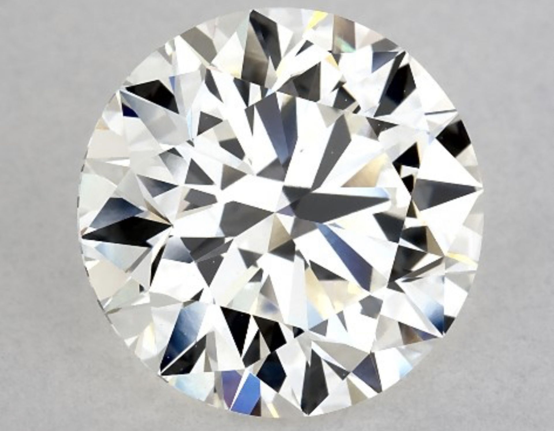 Certified Brilliant Cut Diamond 3.22 CT ( Natrual ) J Colour VS2 - GIA Graduate Certificate - No Vat - Image 4 of 11