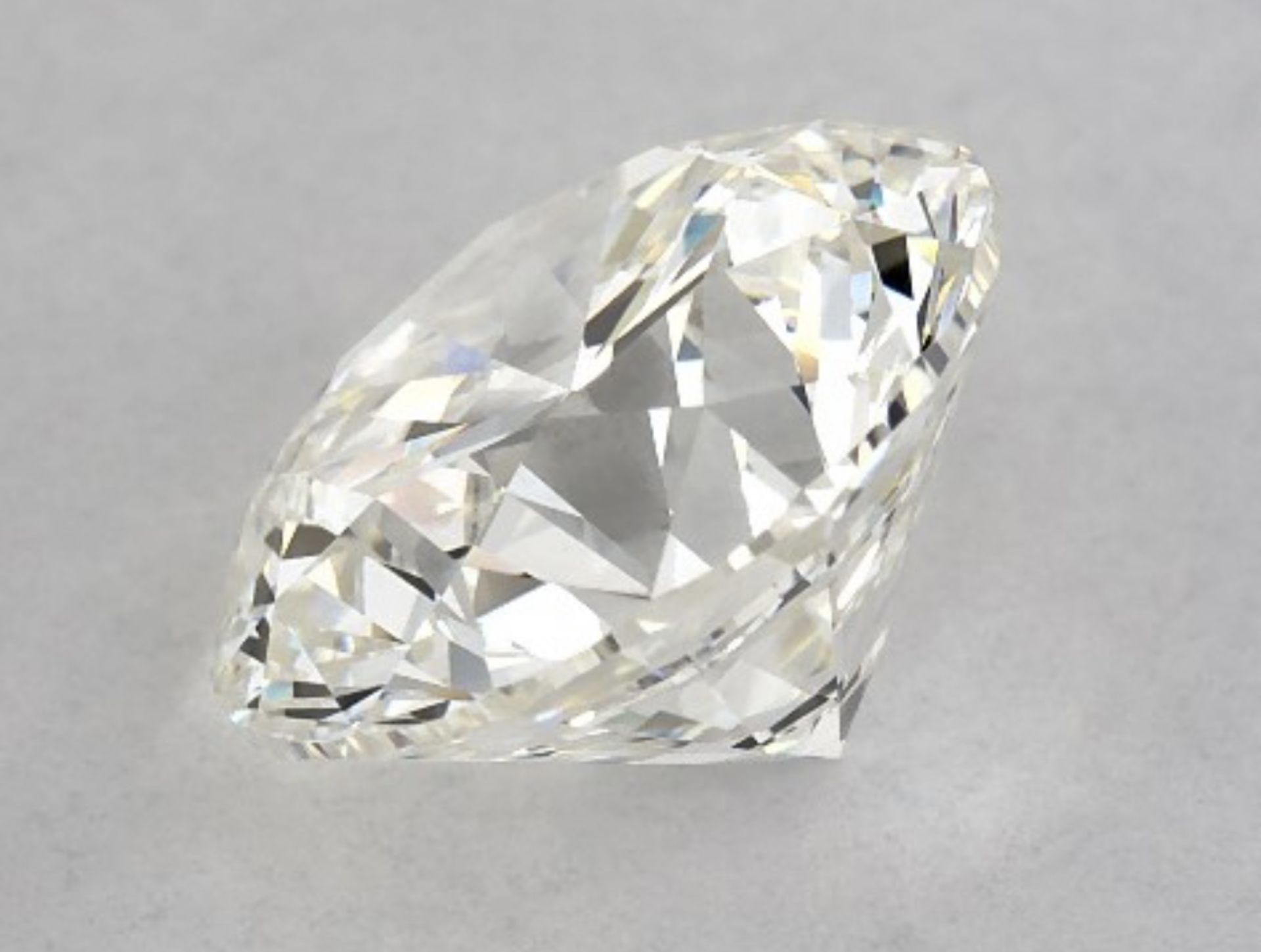 Certified Brilliant Cut Diamond 3.22 CT ( Natrual ) J Colour VS2 - GIA Graduate Certificate - No Vat - Image 10 of 11