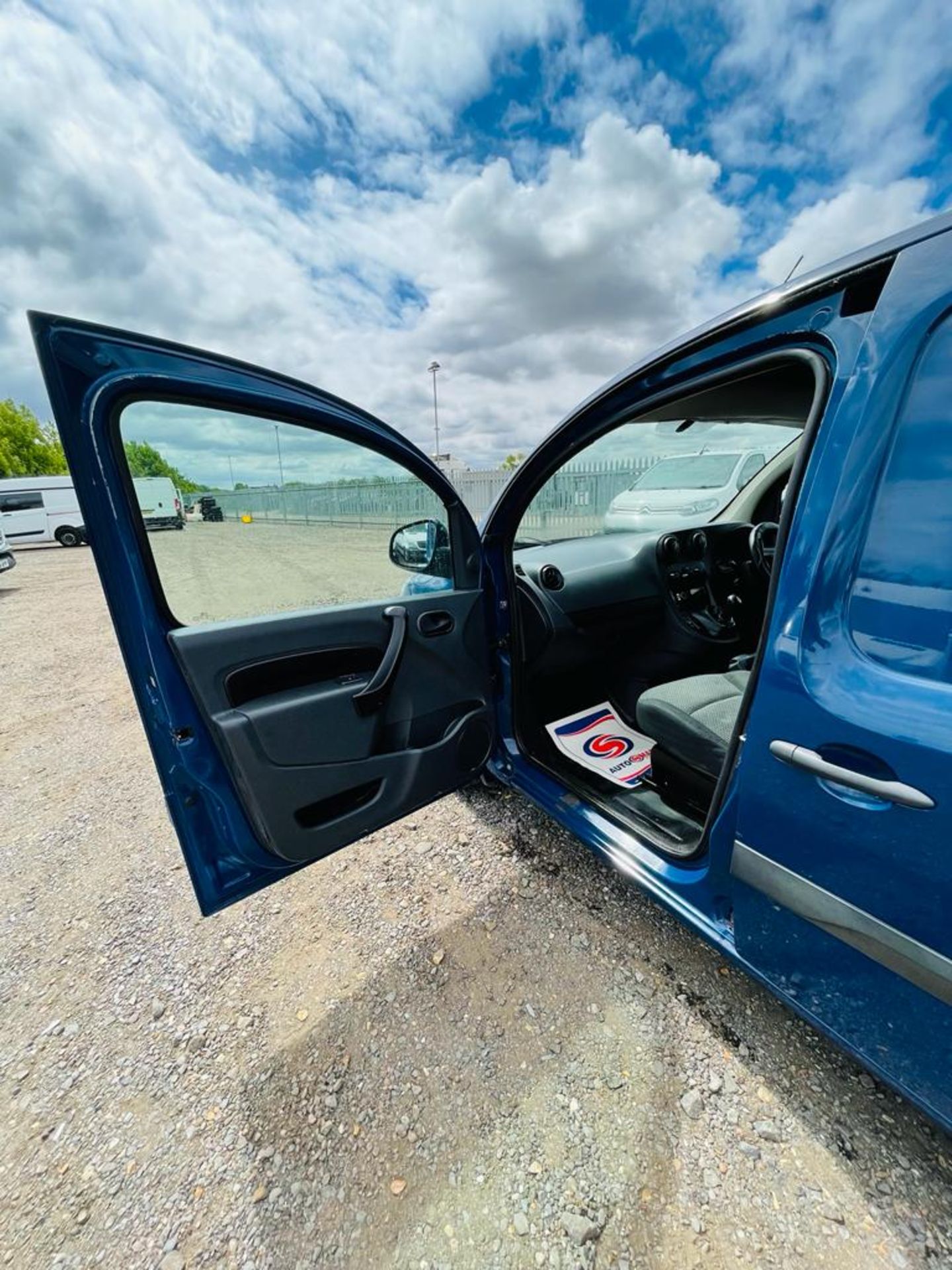 ** ON SALE ** Mercedes Benz Citan 1.5 109 CDI 2014 '64 Reg' Long wheel Base - Bluetooth - Panel Van - Image 25 of 30