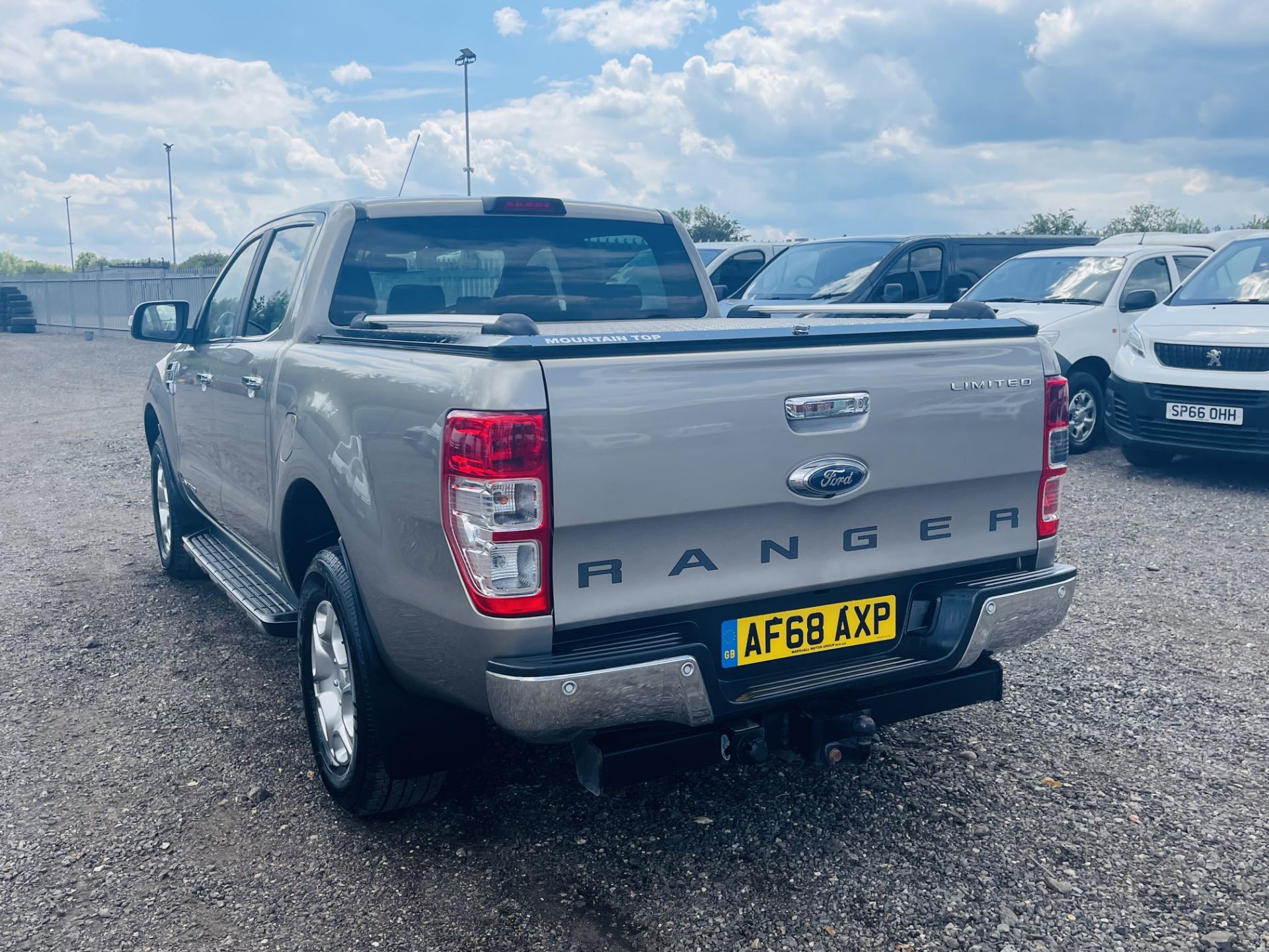 ** ON SALE ** Ford Ranger 3.2 TDCI Limited 2018 '68 Reg' Auto 4WD - Sat Nav - A/C - Euro 6 - Image 10 of 35
