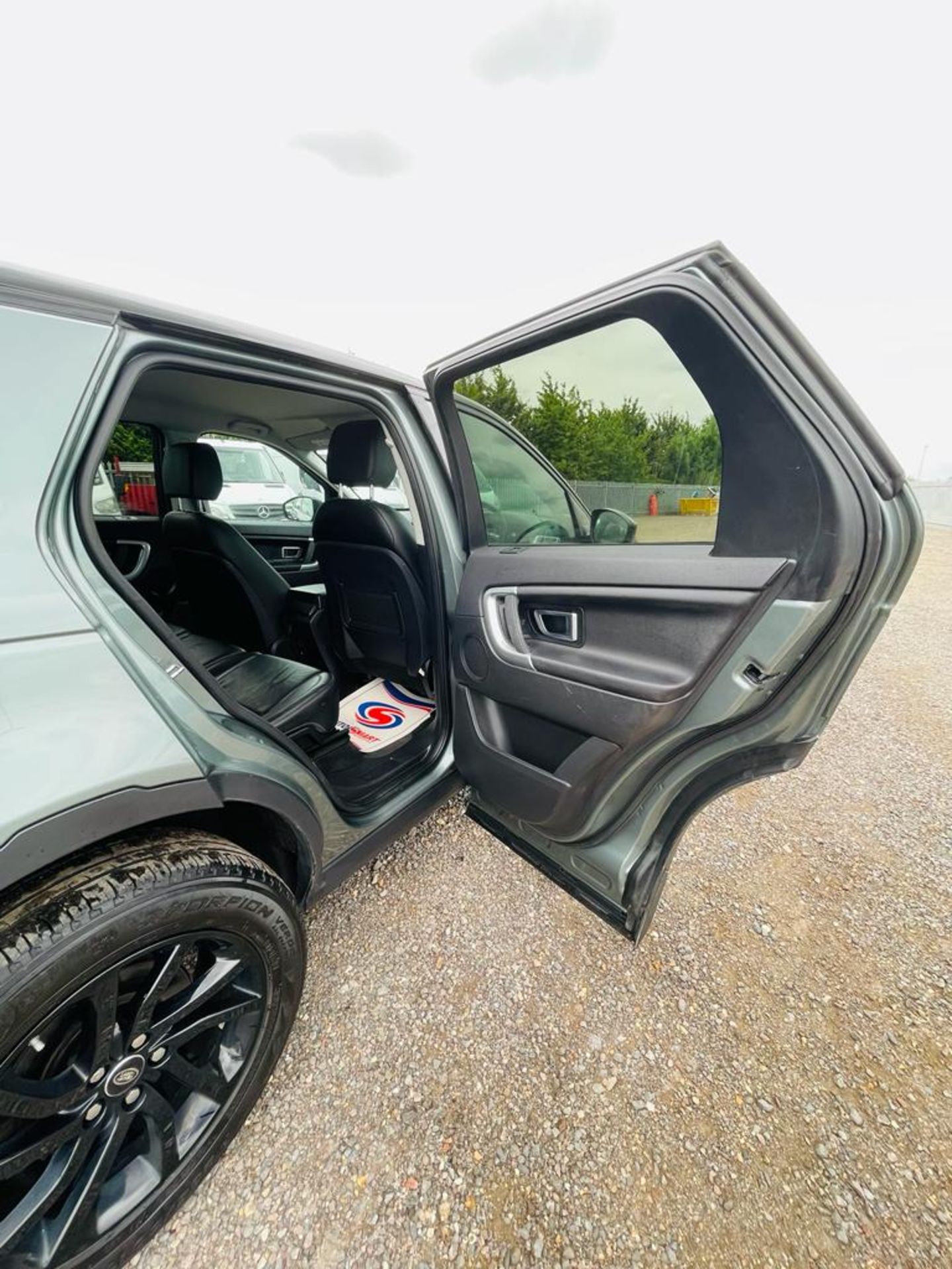 ** ON SALE ** Land Rover Discovery Sport 2.0 180 TD4 SE Tech 2018 '18 Reg' 7 Seats - Sat Nav - ULEZ - Image 23 of 30