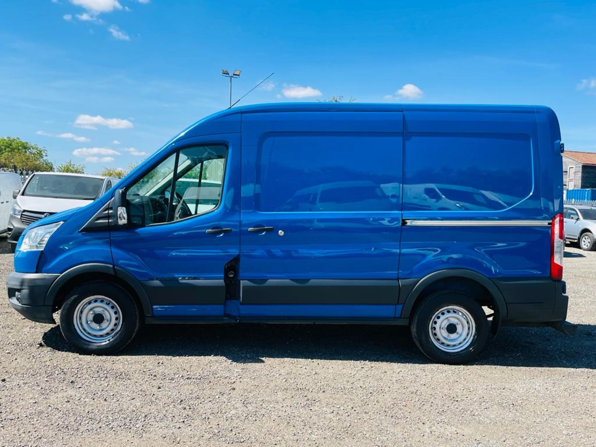 Ford Transit 2.2 TDCI T350 100 RWD L2 H2 2016 '66 Reg' Euro 6b - ULEZ Compliant - Panel Van - Image 4 of 22