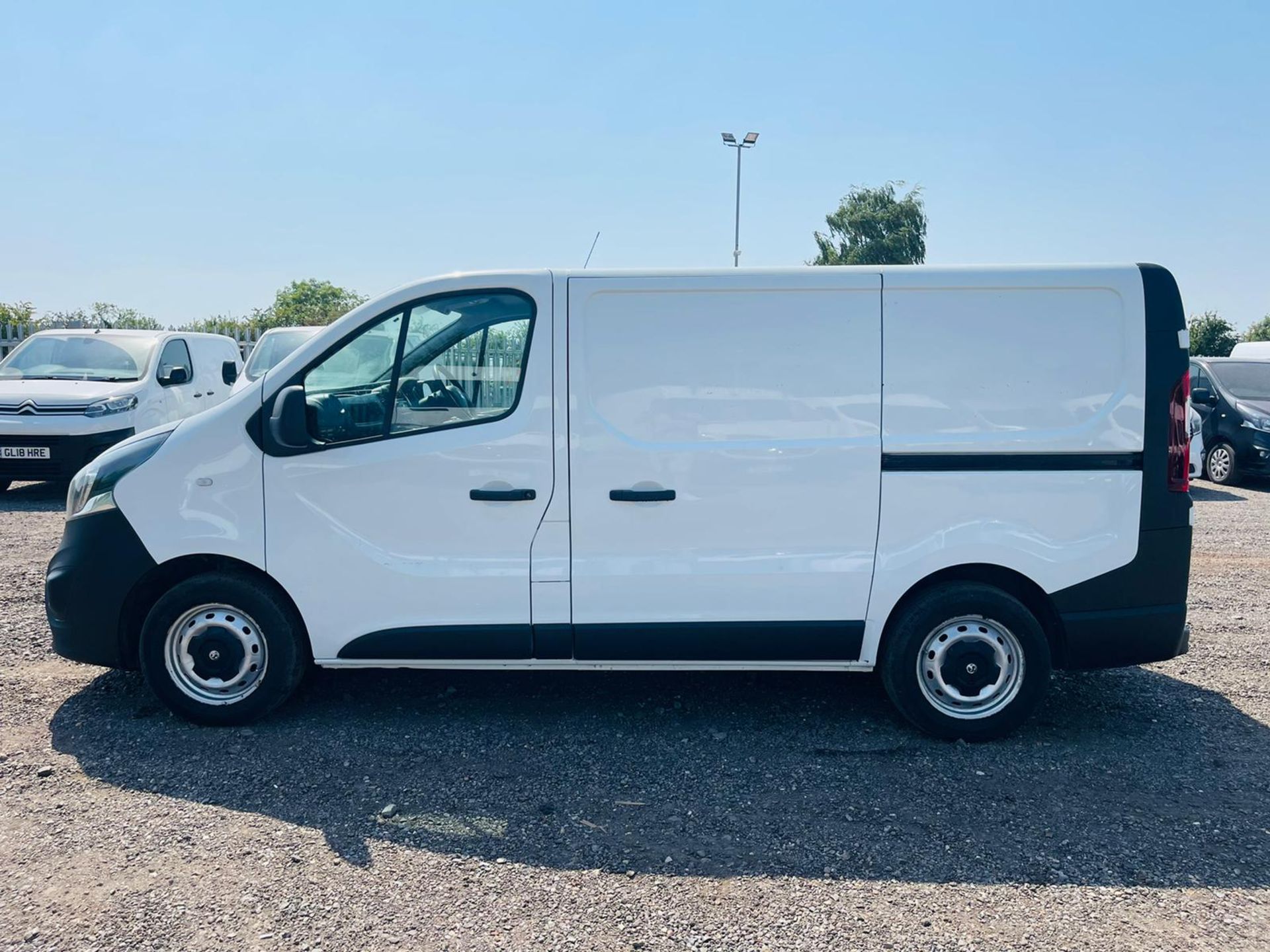 Vauxhall Vivaro 1.6 CDTI 2700 BlueInjection L1 H1 2017 '17 Reg' Euro 6 - ULEZ Compliant - Image 6 of 21