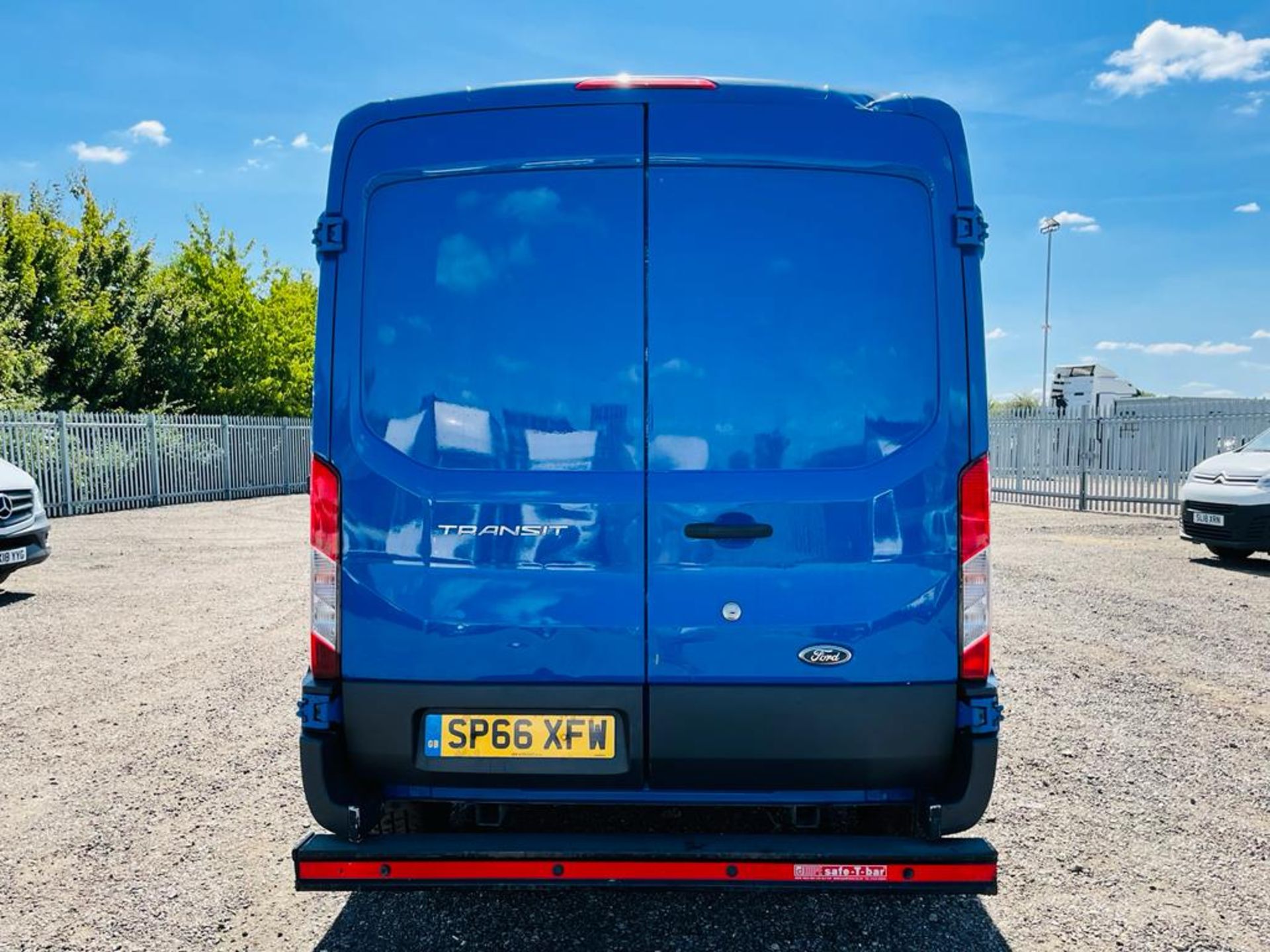 Ford Transit 2.2 TDCI T350 100 RWD L2 H2 2016 '66 Reg' Euro 6b - ULEZ Compliant - Panel Van - Image 9 of 22