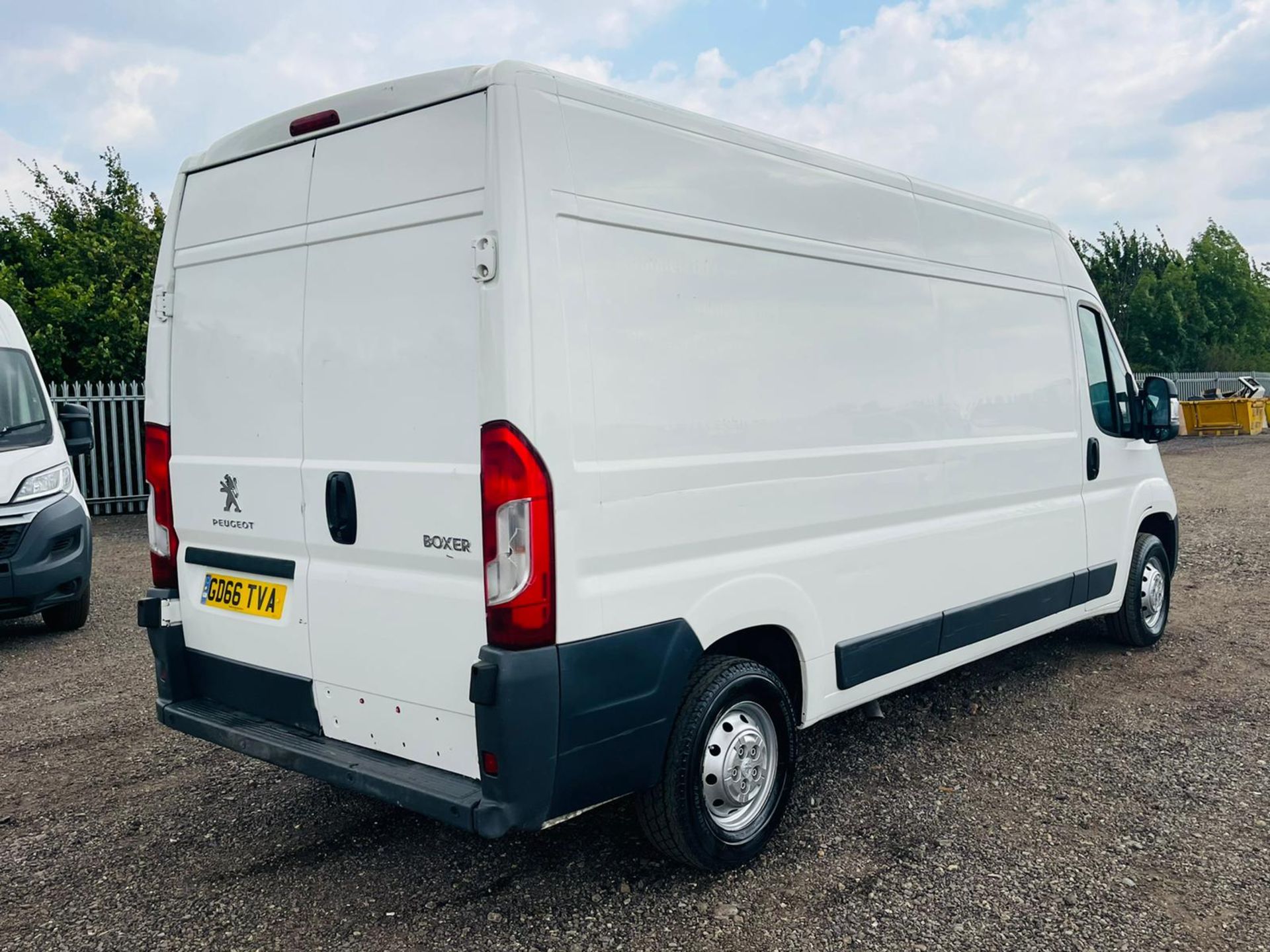 Peugeot Boxer 2.0 BlueHDI Professional L3 H2 2016 '66 Reg' Sat Nav - A/C - Panel Van - Image 10 of 26