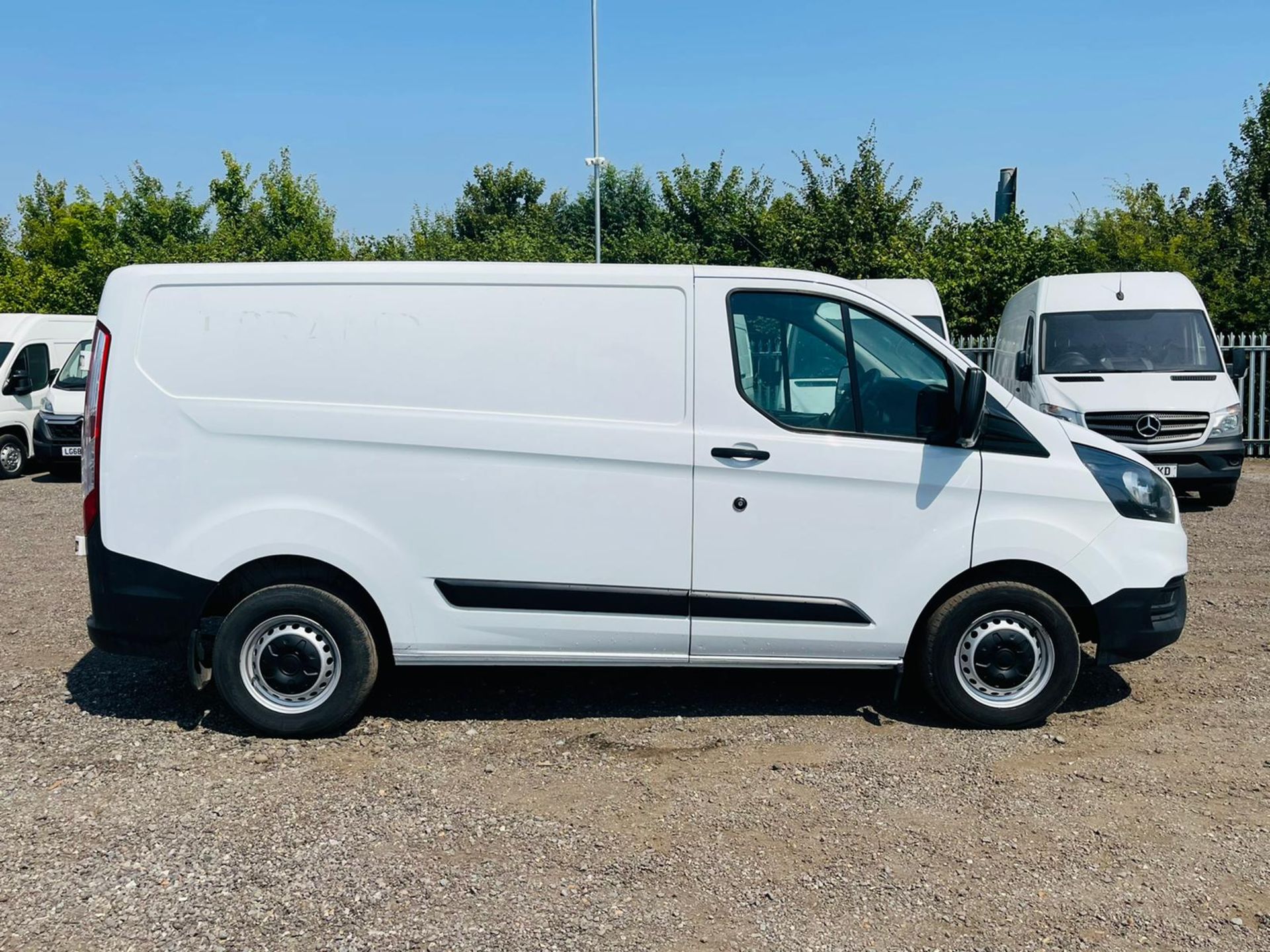 Ford Transit Custom 2.0 TDCI 105 EcoBlue 2019 '68' Reg L1 H1 - A/C - Euro 6 - ULEZ Compliant - Image 13 of 22