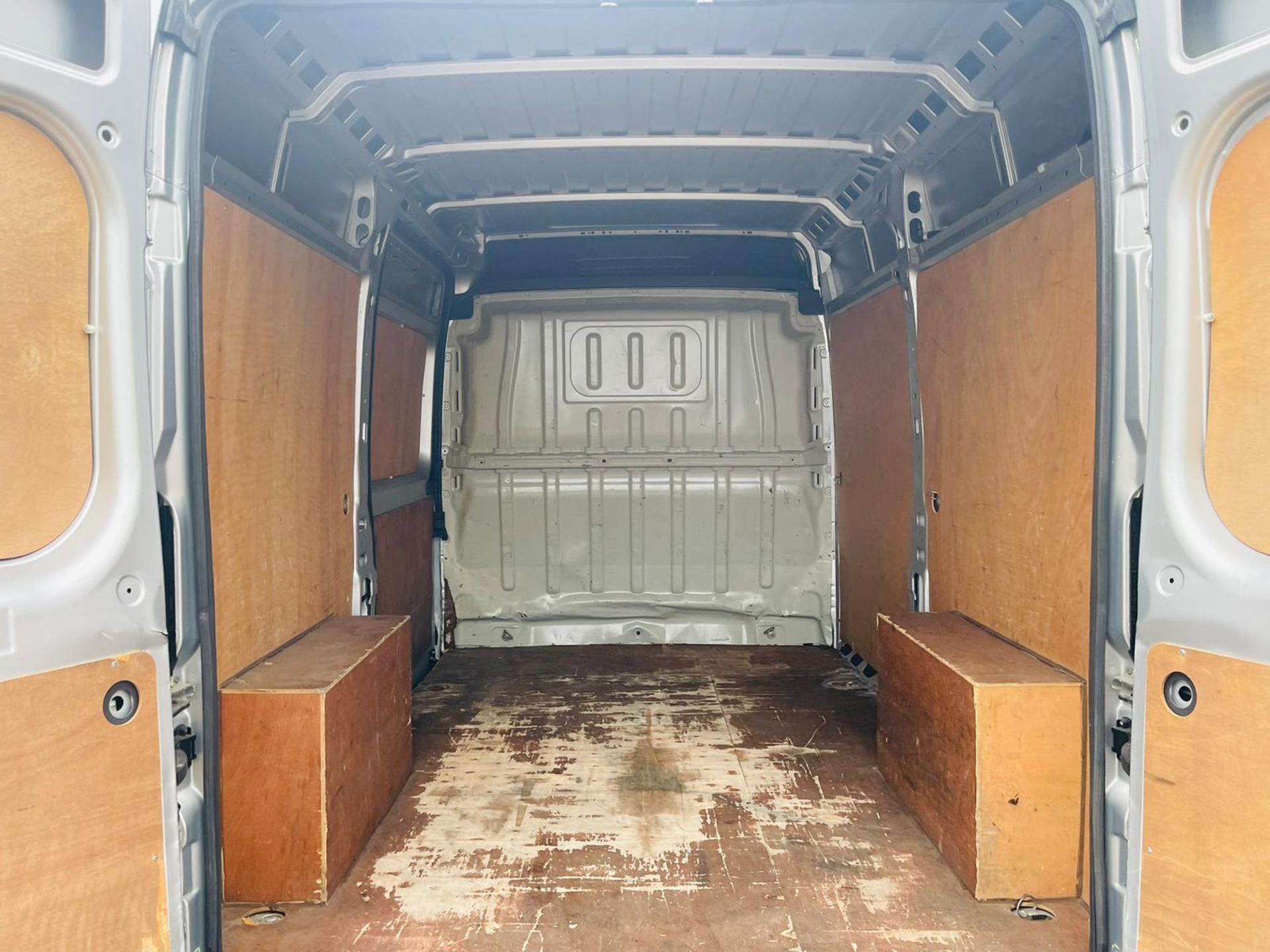 ** ON SALE ** Peugeot Boxer Professional 2.0 BlueHDI L2 H2 2017 '67 Reg' A/C - ULEZ Compliant - Image 10 of 21