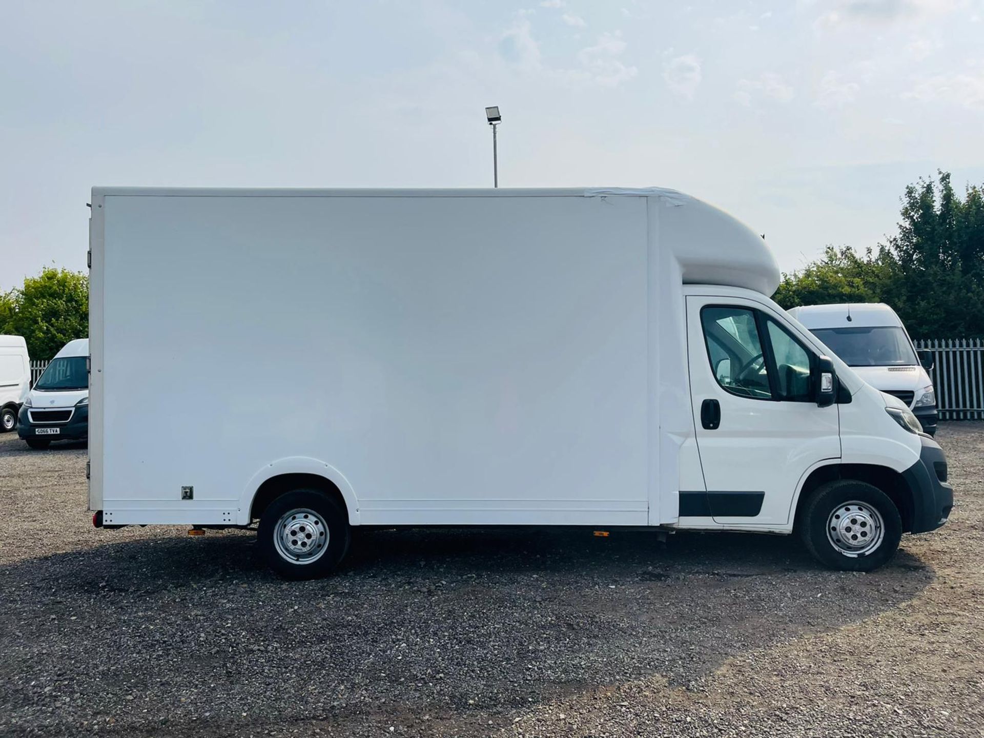 ** ON SALE ** Peugeot Boxer Low Loader 335 BlueHDI 160 L3 H1 2018 '67 Reg' ULEZ Compliant -Euro 6b - Image 12 of 19