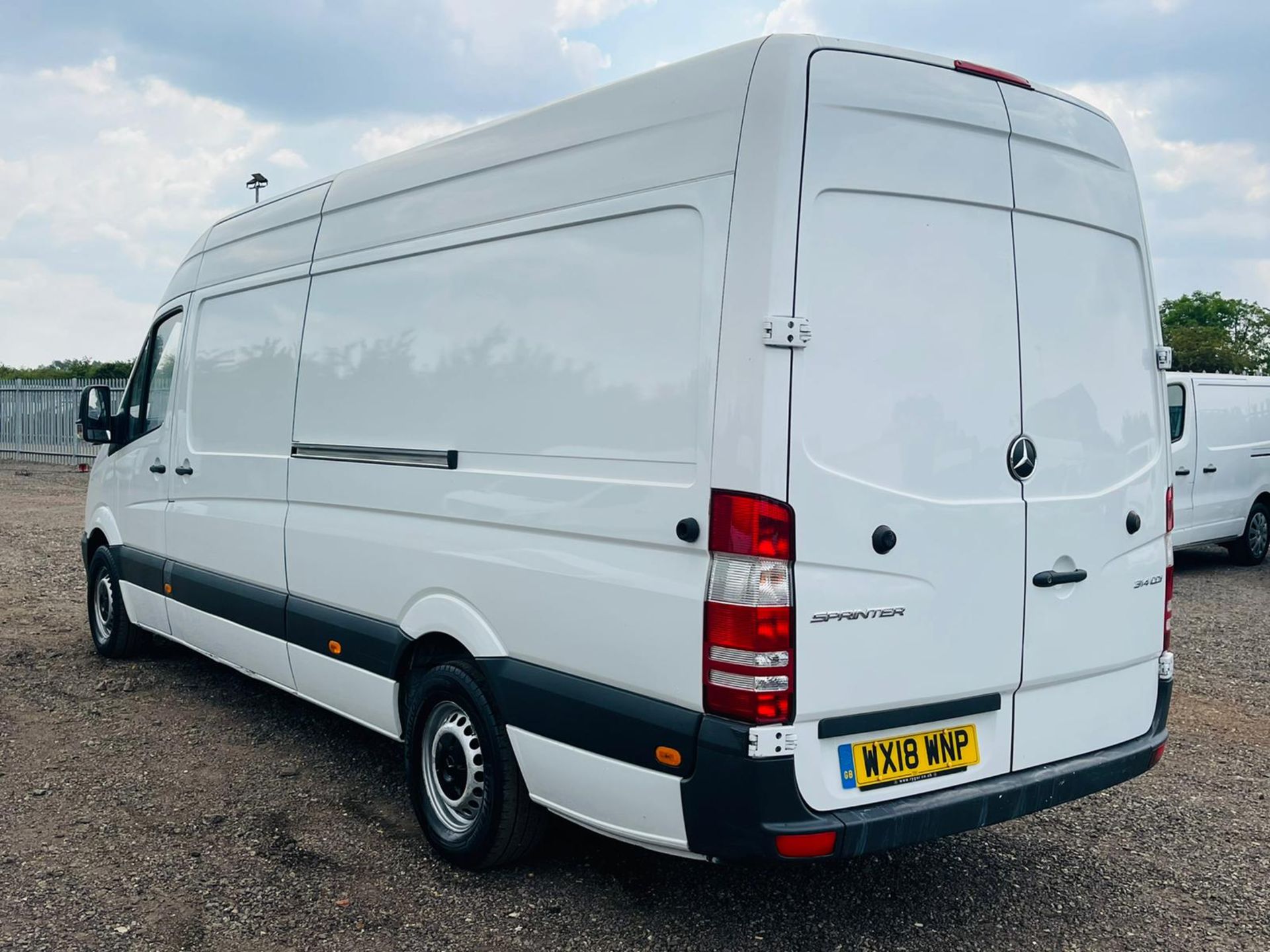 Mercedes Benz Sprinter 314 CDI Bluetec L3 H3 2018 '18 Reg' Euro 6 - ULEZ Compliant - Bluetooth Pack - Image 8 of 24