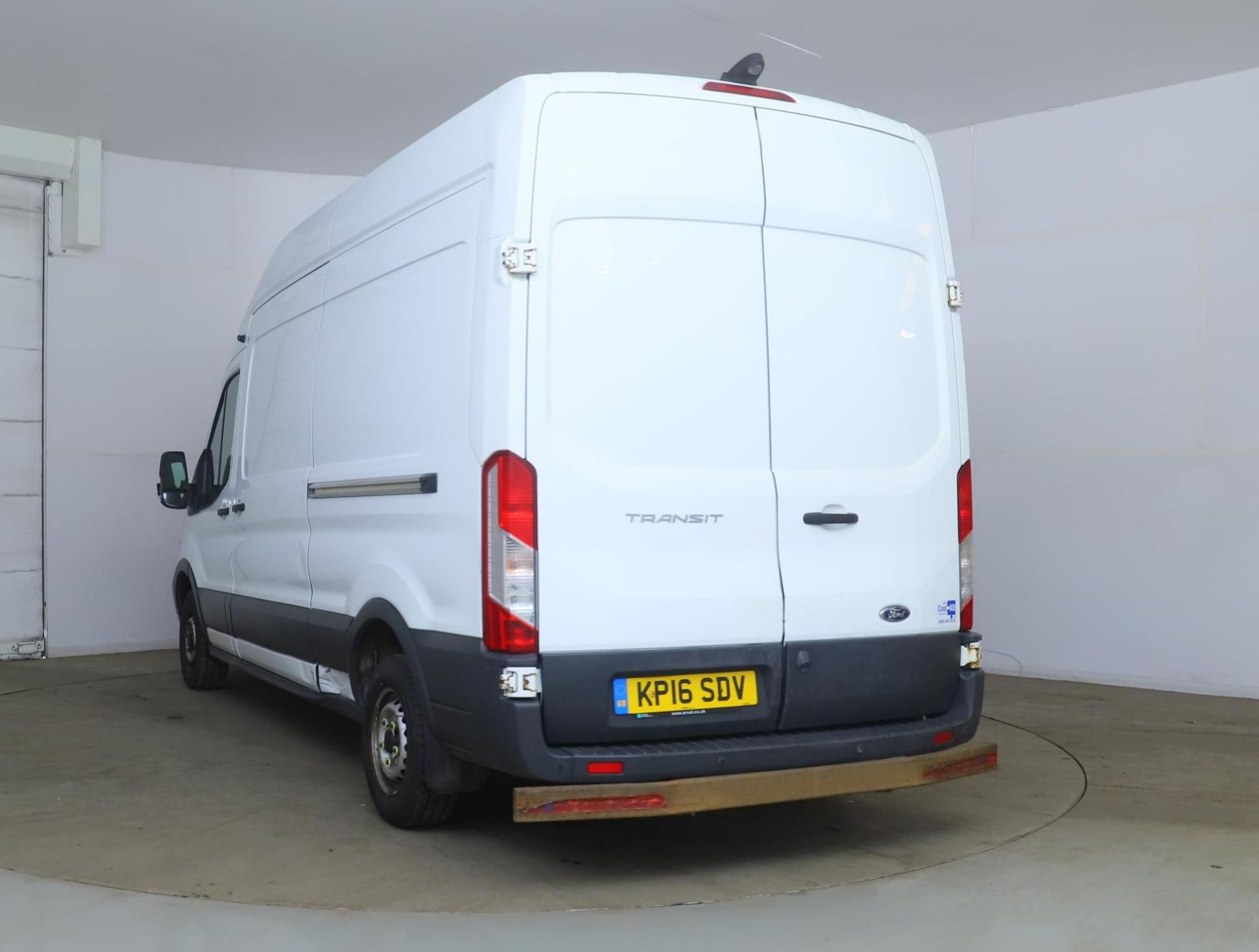 ** ON SALE ** Ford Transit 2.2 TDCI 125 L3 H3 2016 '16 Reg' A/C - Long Wheel Base - Parking Sensors - Image 6 of 11