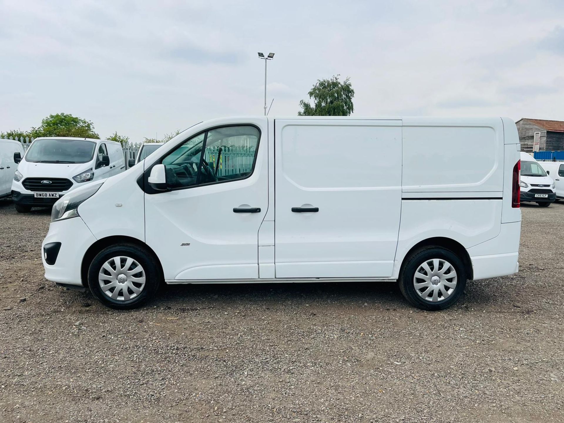 Vauxhall Vivaro 1.6 CDTI 125 Blueinjection Sportive L1 H1 2017 '66 Reg' - Euro 6 - ULEZ Compliant - Image 6 of 20