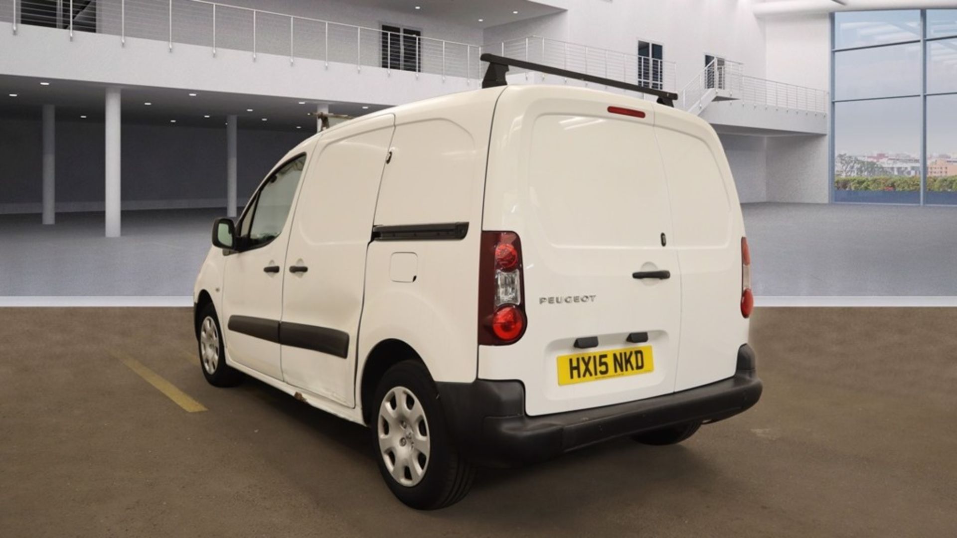 ** ON SALE ** Peugeot Partner Professional 1.6 HDI 75 2015 '15 Reg' A/C - Very Economical - Image 3 of 8