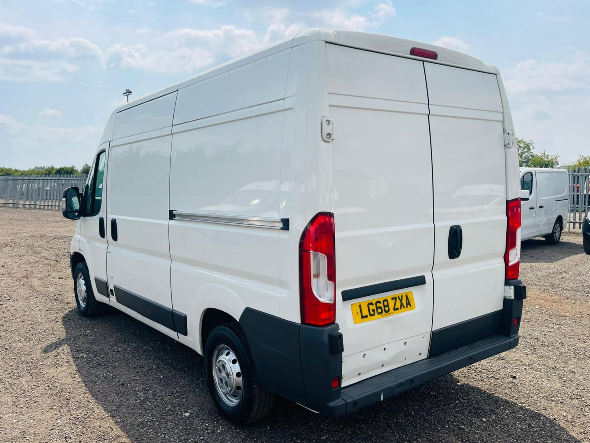 Citreon Relay 2.0 BlueHDI Enterprise 130 2018 '68 Reg' Euro 6b-A/C- ULEZ Compliant - L2H2- Panel Van - Image 8 of 24