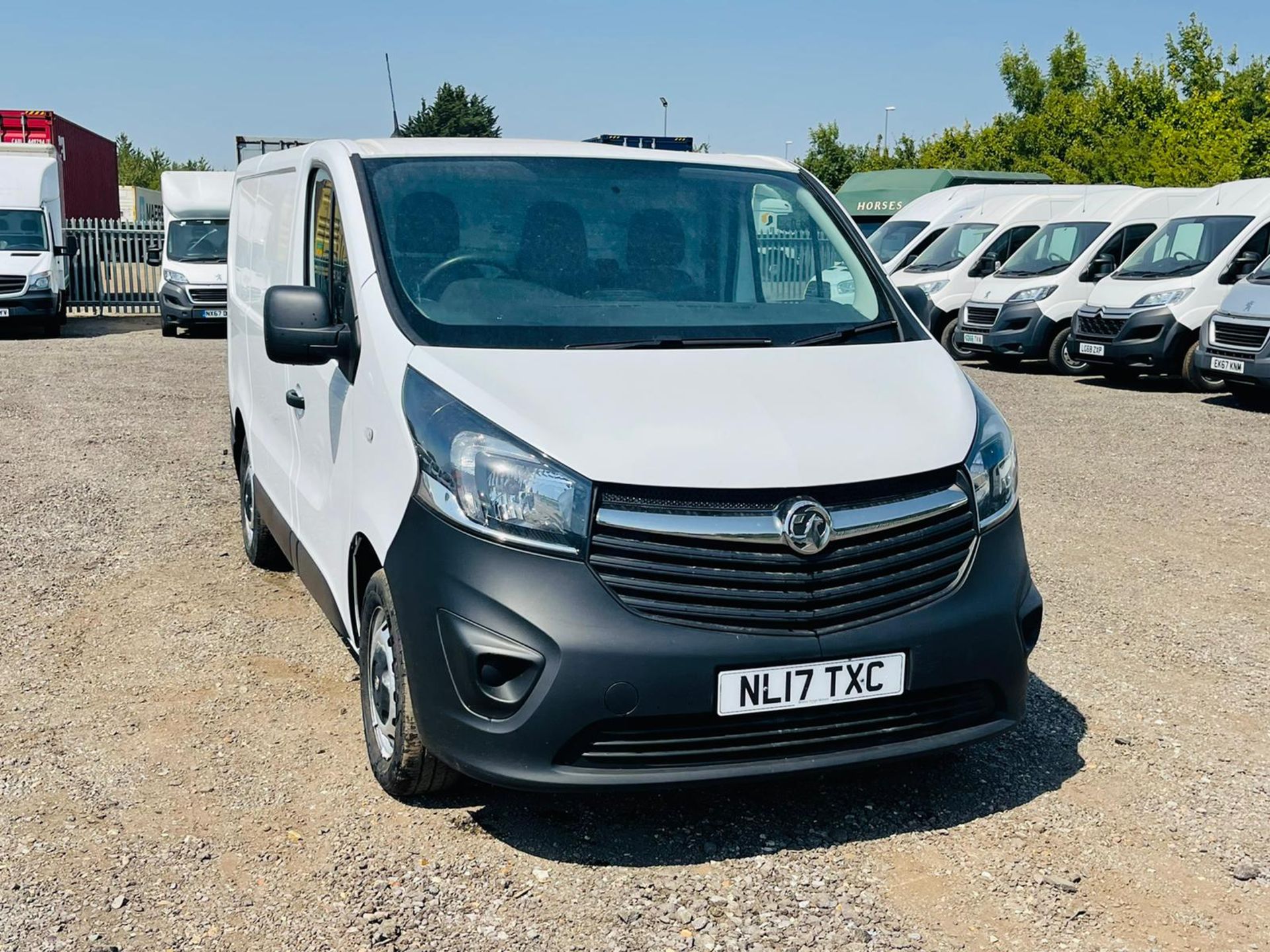 Vauxhall Vivaro 1.6 CDTI 2700 BlueInjection L1 H1 2017 '17 Reg' Euro 6 - ULEZ Compliant - Image 2 of 21