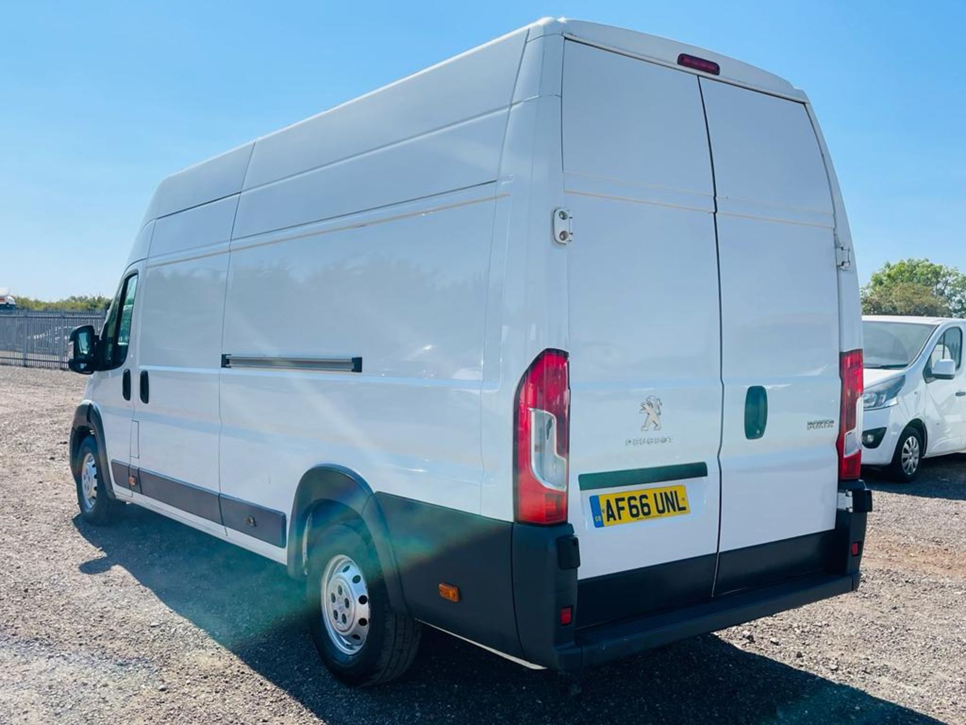 ** ON SALE ** Peugeot Boxer 2.0 BlueHDI 130 L4 H3 2016 '66 Reg' - ULEZ Compliant - Panel Van - - Image 8 of 23