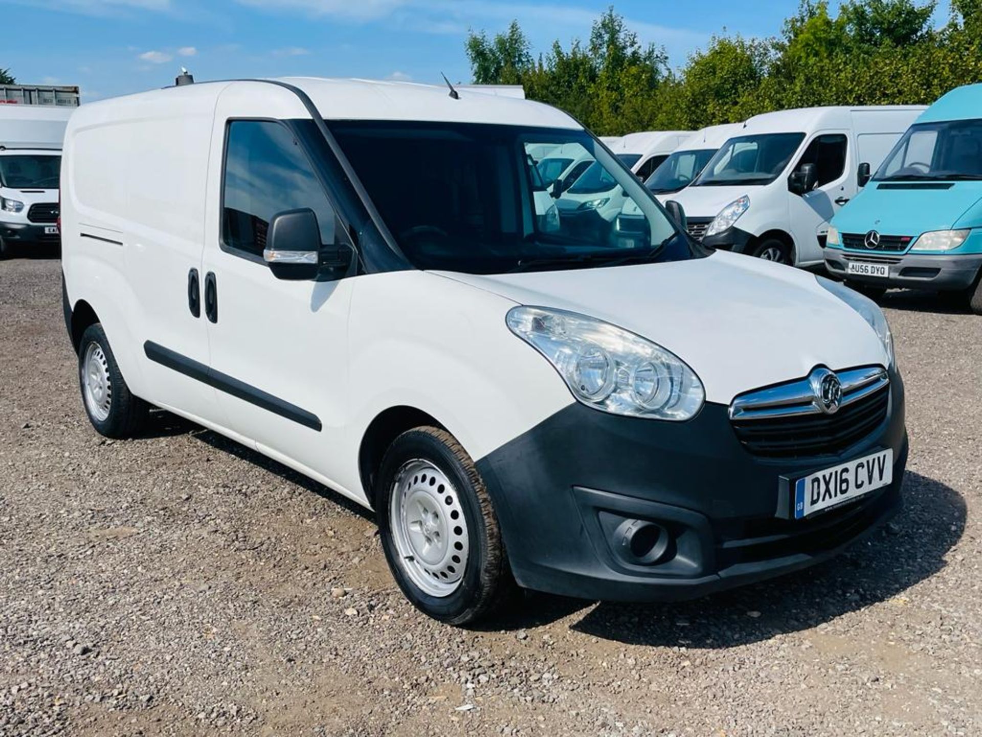 ** ON SALE ** Vauxhall Combo 1.3 CDTI 90 2300 L2 H1 2016 '16 Reg - Panel Van - No Vat