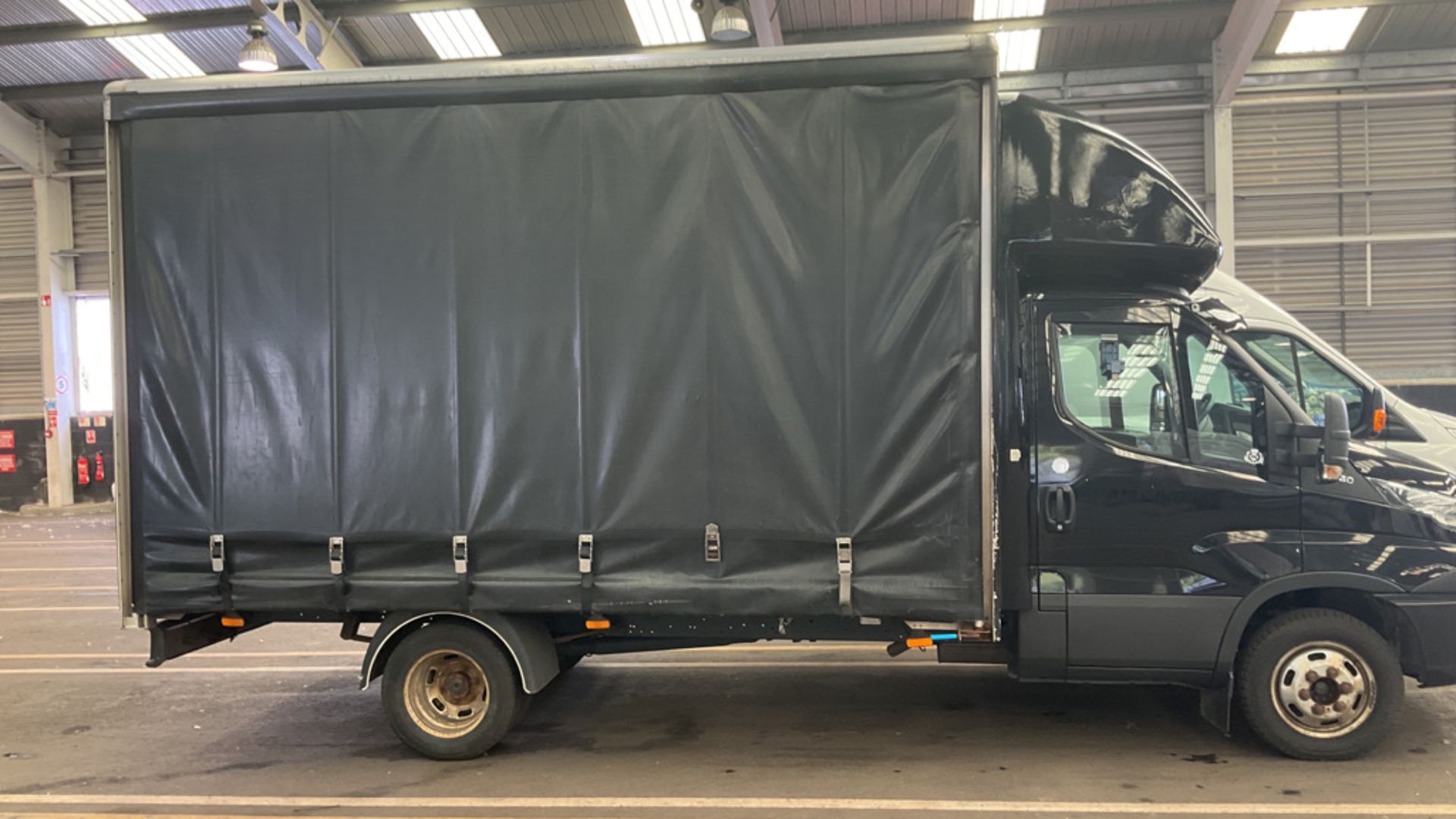 Iveco Daily 35C16 2.3 HPI L3 2018 '68 Reg' Luton Curtainsider ** Automatic ** - ULEZ Compliant - Image 6 of 7