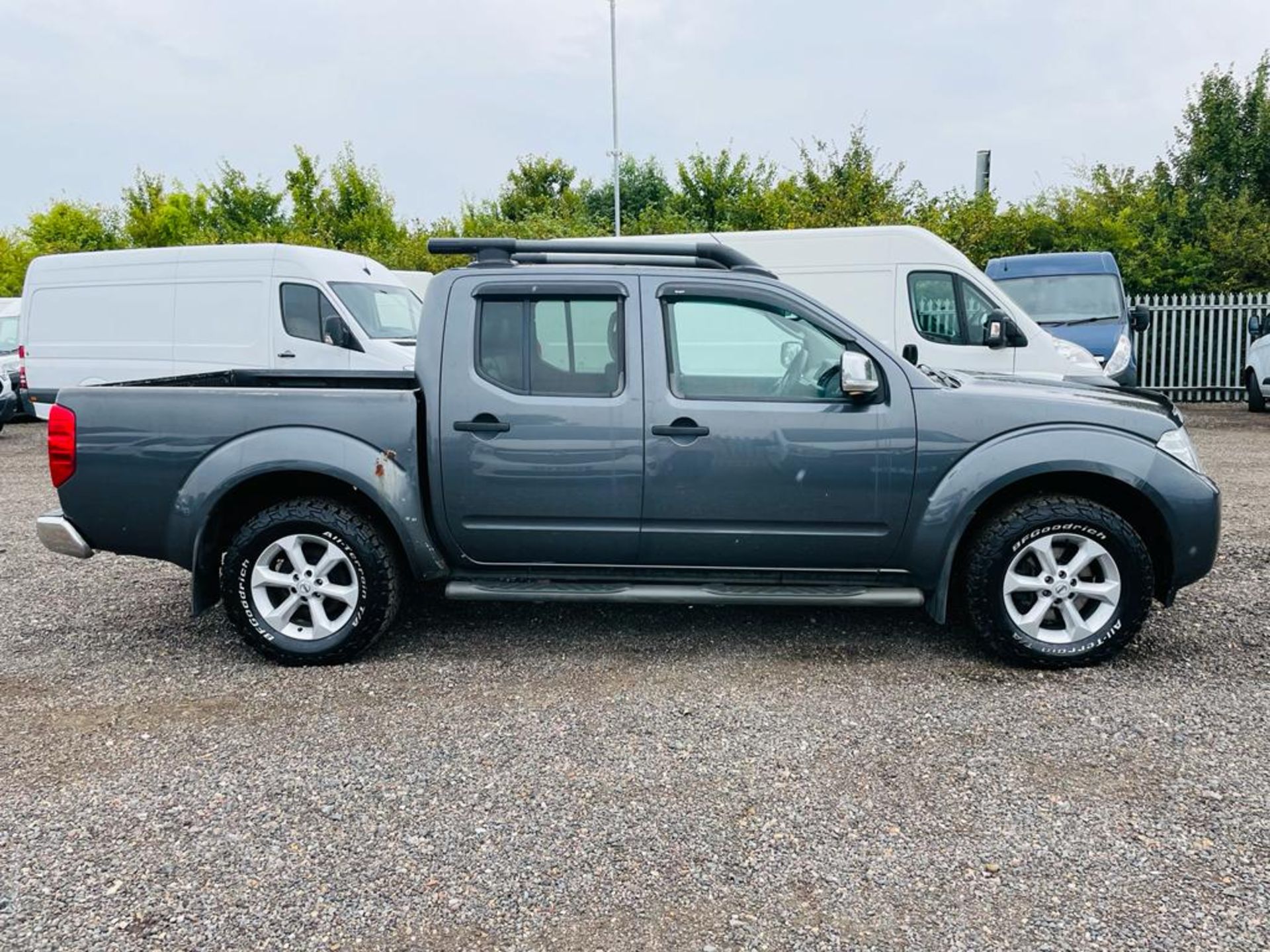 Nissan Navara 2.5 DCI Tekna 4WD 2011 '11 Reg' Sat Nav - A/C - Double Cab - NO VAT - Automatic - Image 7 of 24