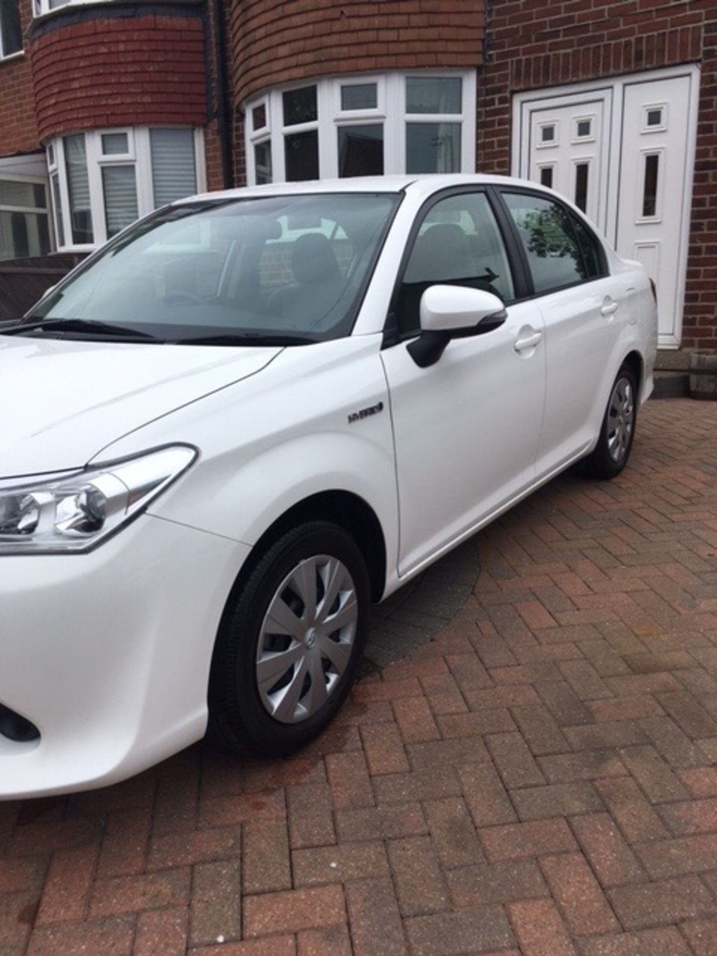 Toyota Corolla 1.5 Petrol / Electric Hybrid Automatic 2016 '66 Reg' - ULEZ Compliant * LOW MILES * - Image 2 of 18