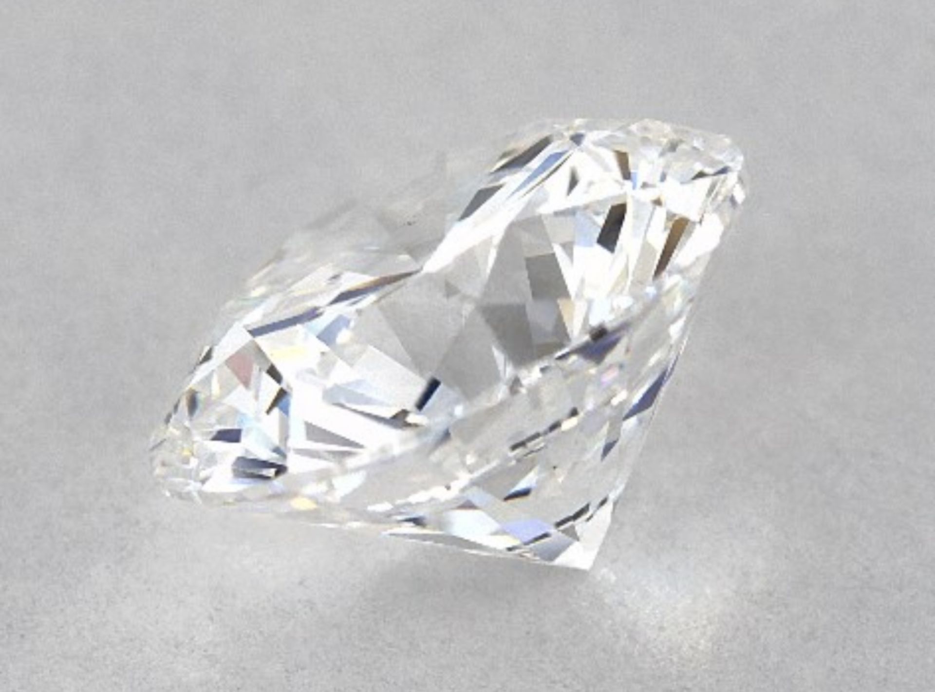 One Certified Brilliant Cut Diamond 2.03 CT ( Natural ) D Colour VS2 - No Vat - Image 3 of 15