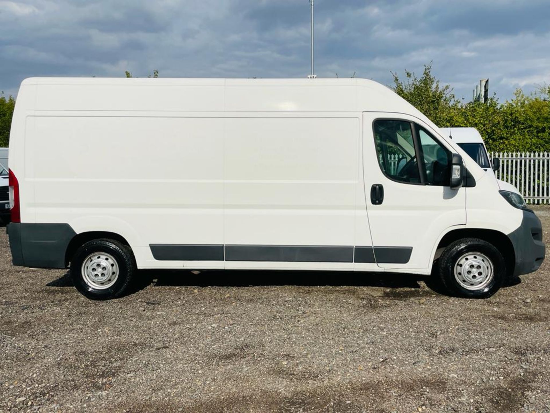 ** ON SALE ** Peugeot Boxer 2.2 HDI 130 L3 H2 Professional L3 H2 2015 '64 Reg' Sat Nav - A/C - Image 7 of 22