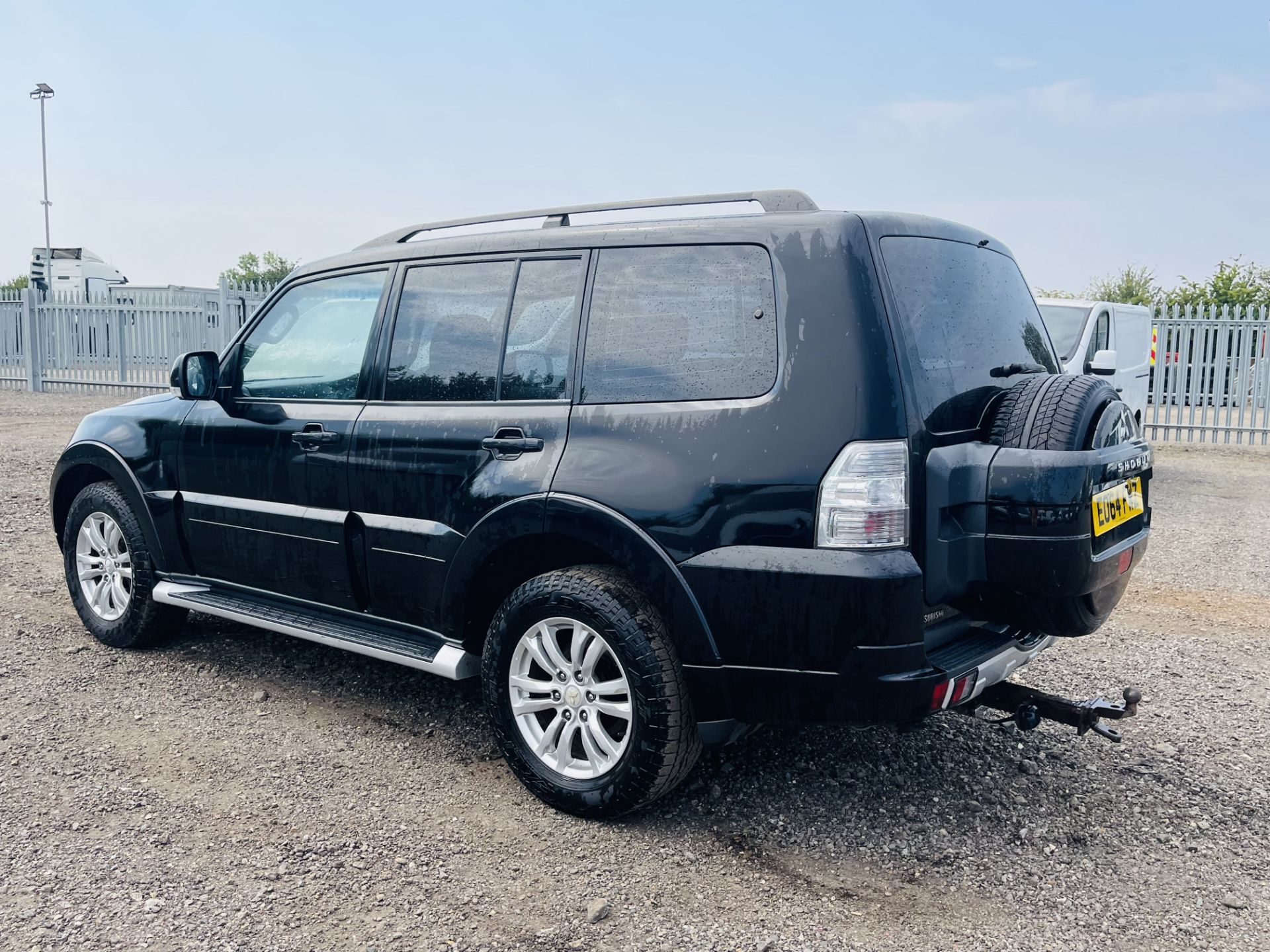 Mitsubishi Shogun 4Work 3.2 DI-D 197 SG2 2014 '64 Reg' A/C - 4WD - Long Wheel Base - Image 7 of 29