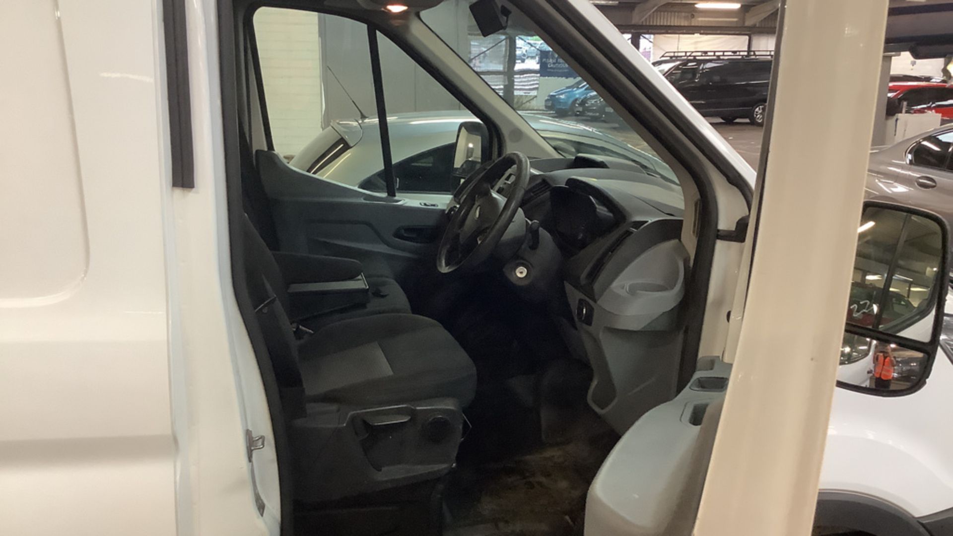 ** ON SALE ** Ford Transit 2.2 TDCI 125 RWD L3 H3 T350 2015 '15 Reg' - Panel Van - Image 7 of 10