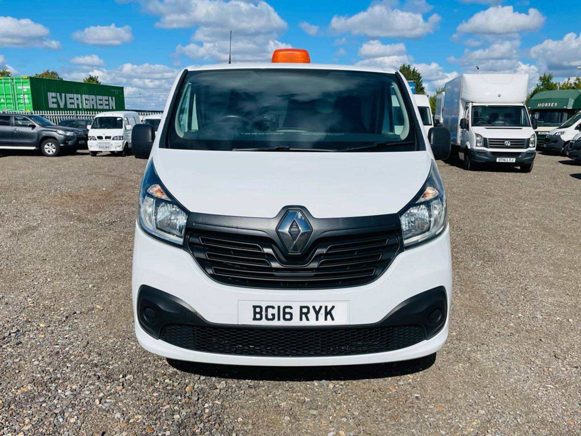 ** ON SALE ** Renault Trafic LL29 Business + 1.6 DCI 2016 '16 Reg' - A/C - Panel Van - Image 2 of 22