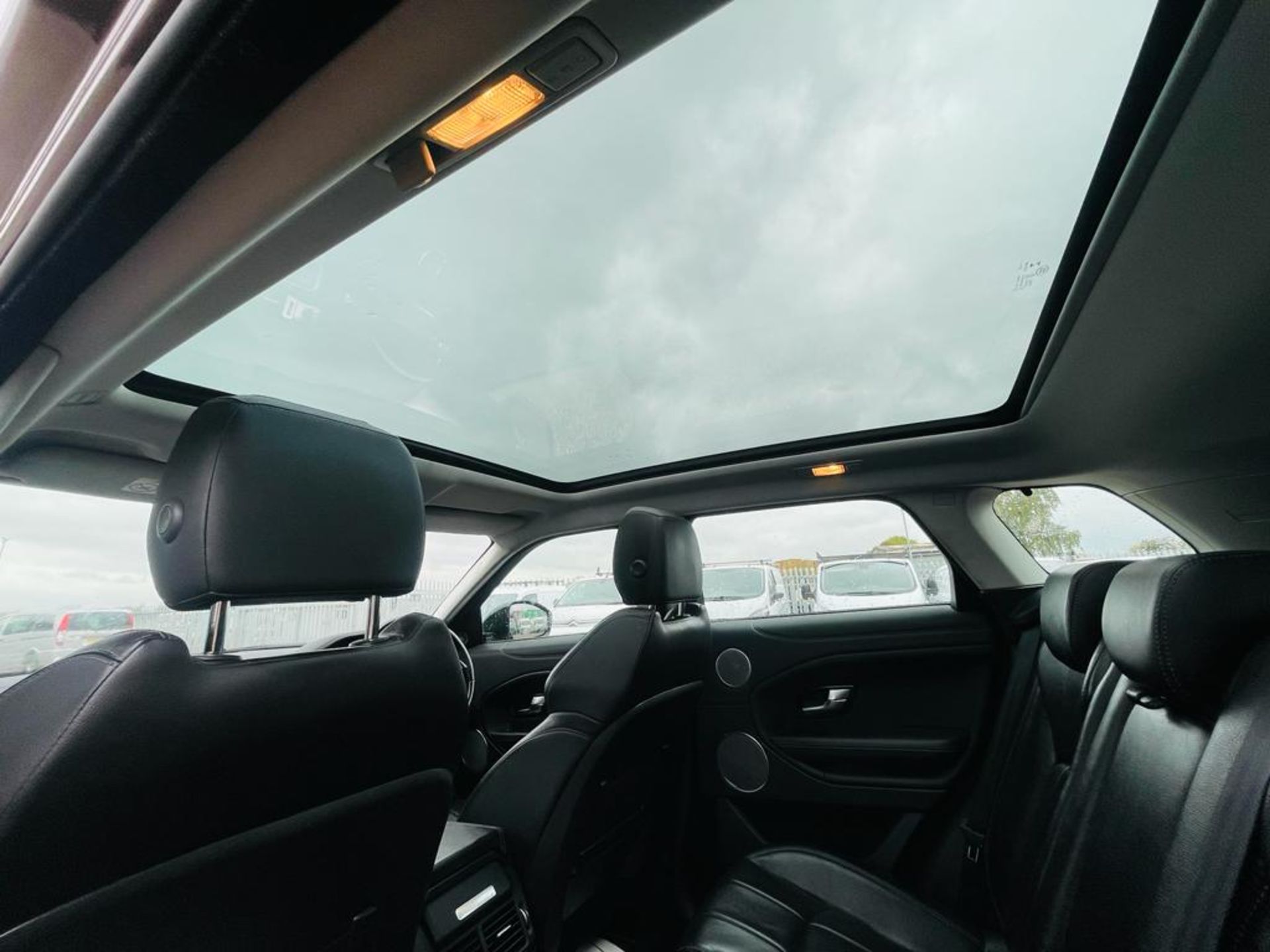 Range Rover Evoque 2.0 ED4 150 SE Tech 2018 '18 Reg' Sat Nav - Panoramic Roof - A/C - ULEZ Compliant - Image 9 of 24
