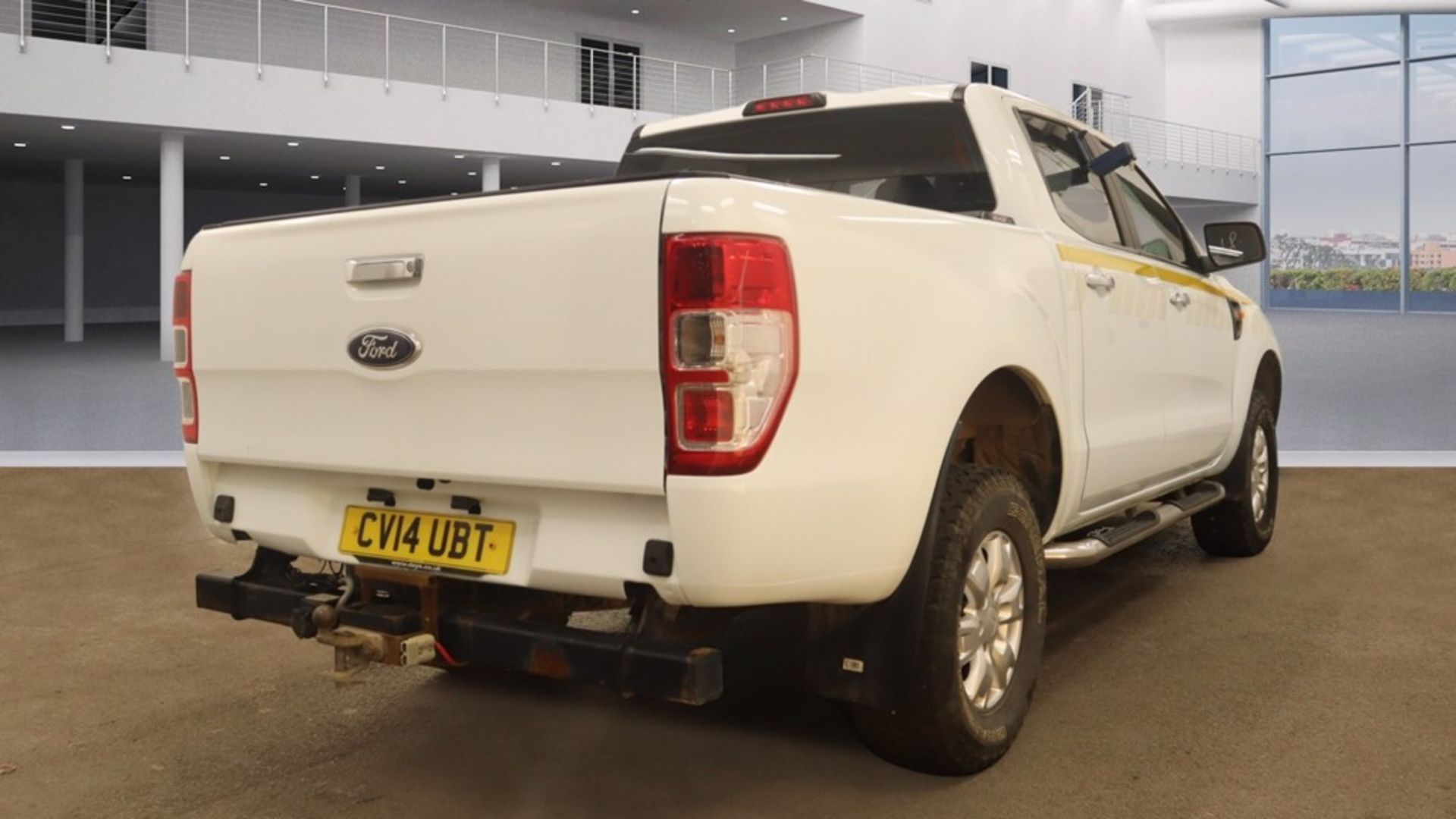 ** ON SALE ** Ford Ranger 2.2 TDCI 150 XLT 4WD Double Cab 2014 '14 Reg' A/C - 75,690 Miles Only - Image 3 of 9