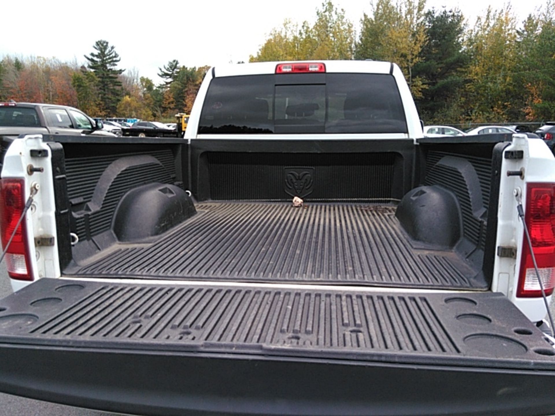 ** ON SALE ** Dodge Ram 1500 5.7L Hemi 4WD Quad Cab ' 2012 Year' A/C -Big Horn Spec - ULEZ Compliant - Image 6 of 8