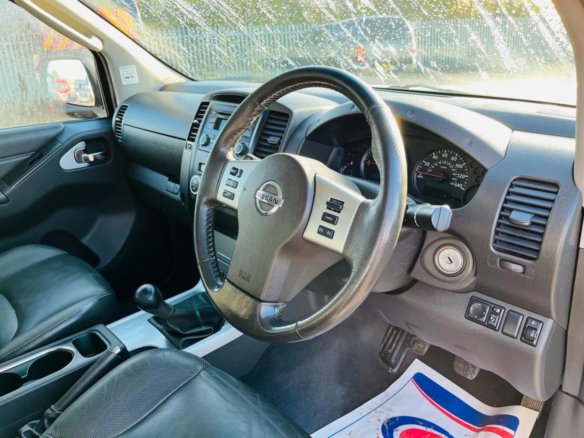 Nissan Navra 2.5 DCI Tekna 190 185 2014 '64 Reg' A/C - 4WD - Image 15 of 22