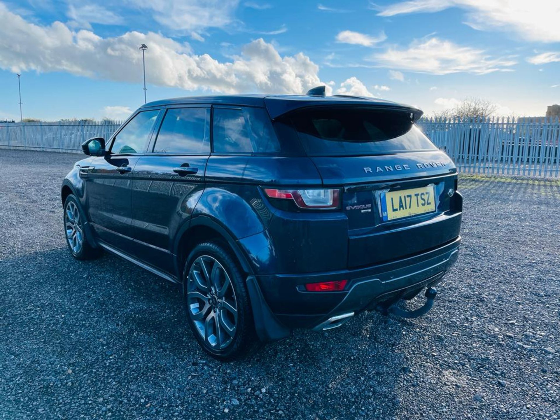 ** ON SALE ** Range Rover Evoque HSE Dynamic 2.0 TD4 4WD 2017 '17 Reg' Sat Nav - A/C - - Image 9 of 25