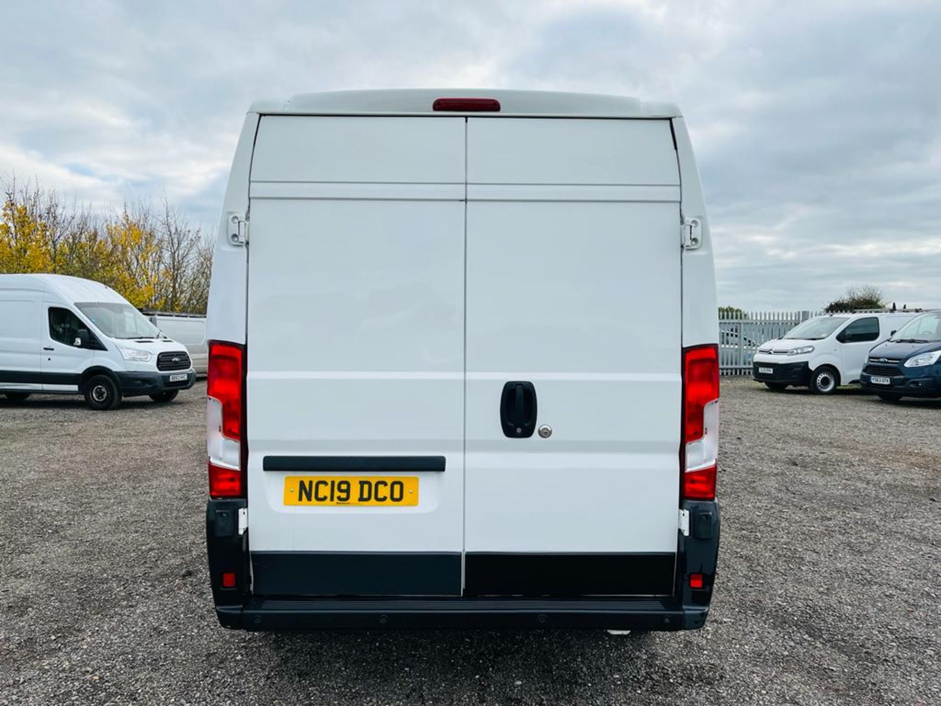 ** ON SALE ** Citroen Relay 2.0 BlueHDI 130 L3 H2 Enterprise 2019 '19 Reg' Sat Nav - A/C - Image 5 of 22