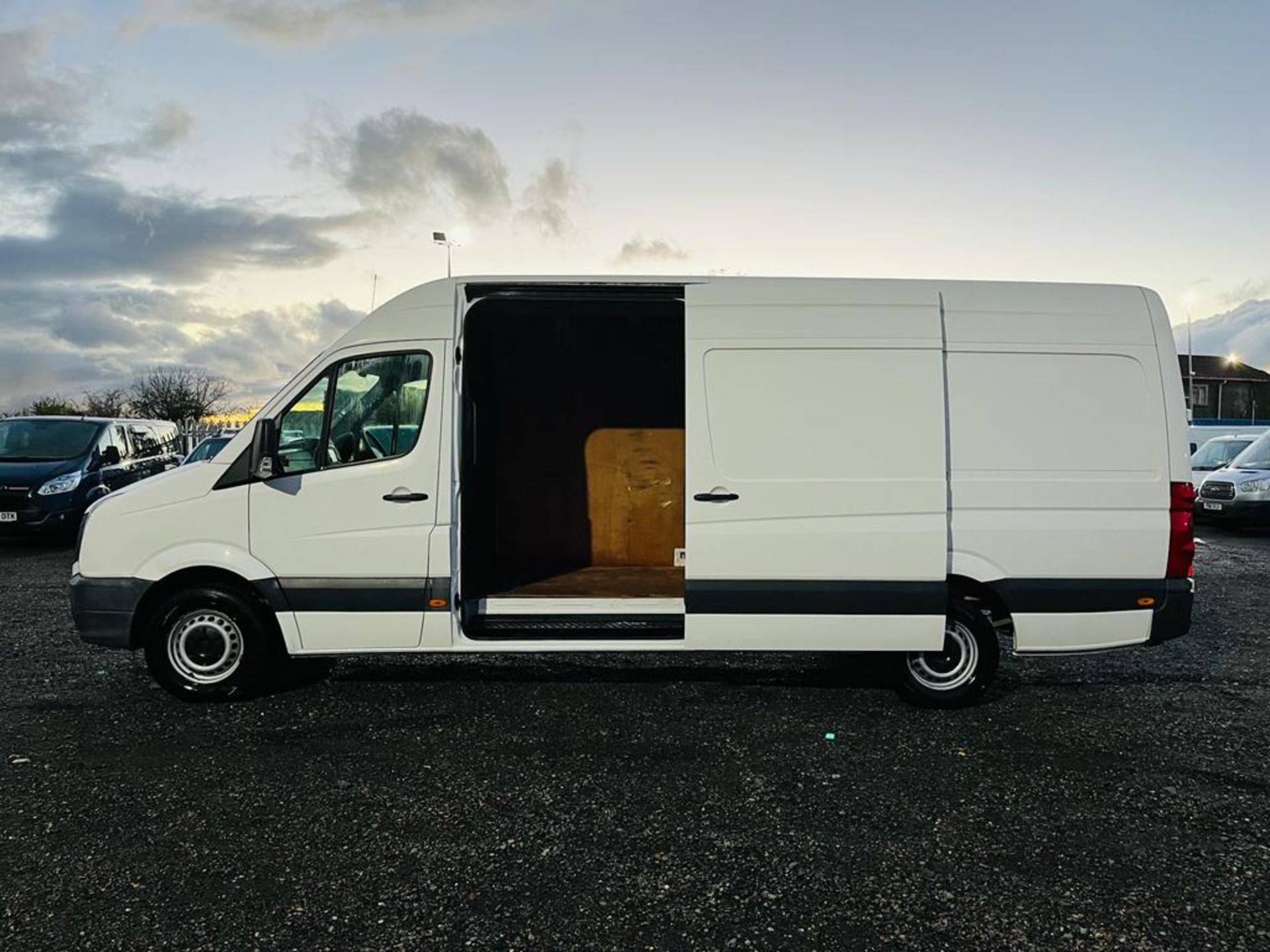 ** ON SALE ** Volkswagen Crafter 2.0 TDI CR35 Startline L3 H3 2013 '63 Reg' - Panel Van - Sat Nav - Image 8 of 21